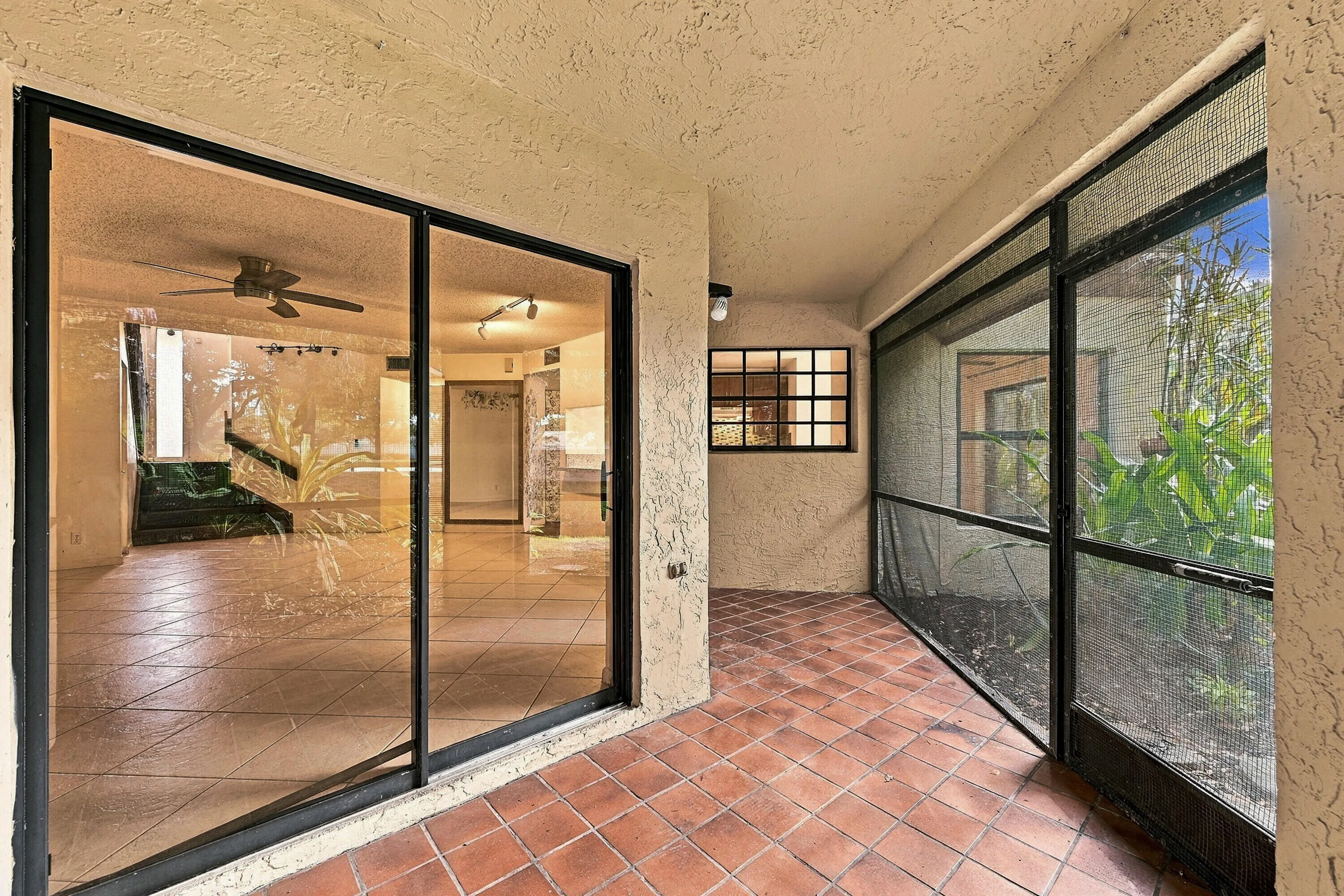 9313 W SUNRISE Boulevard