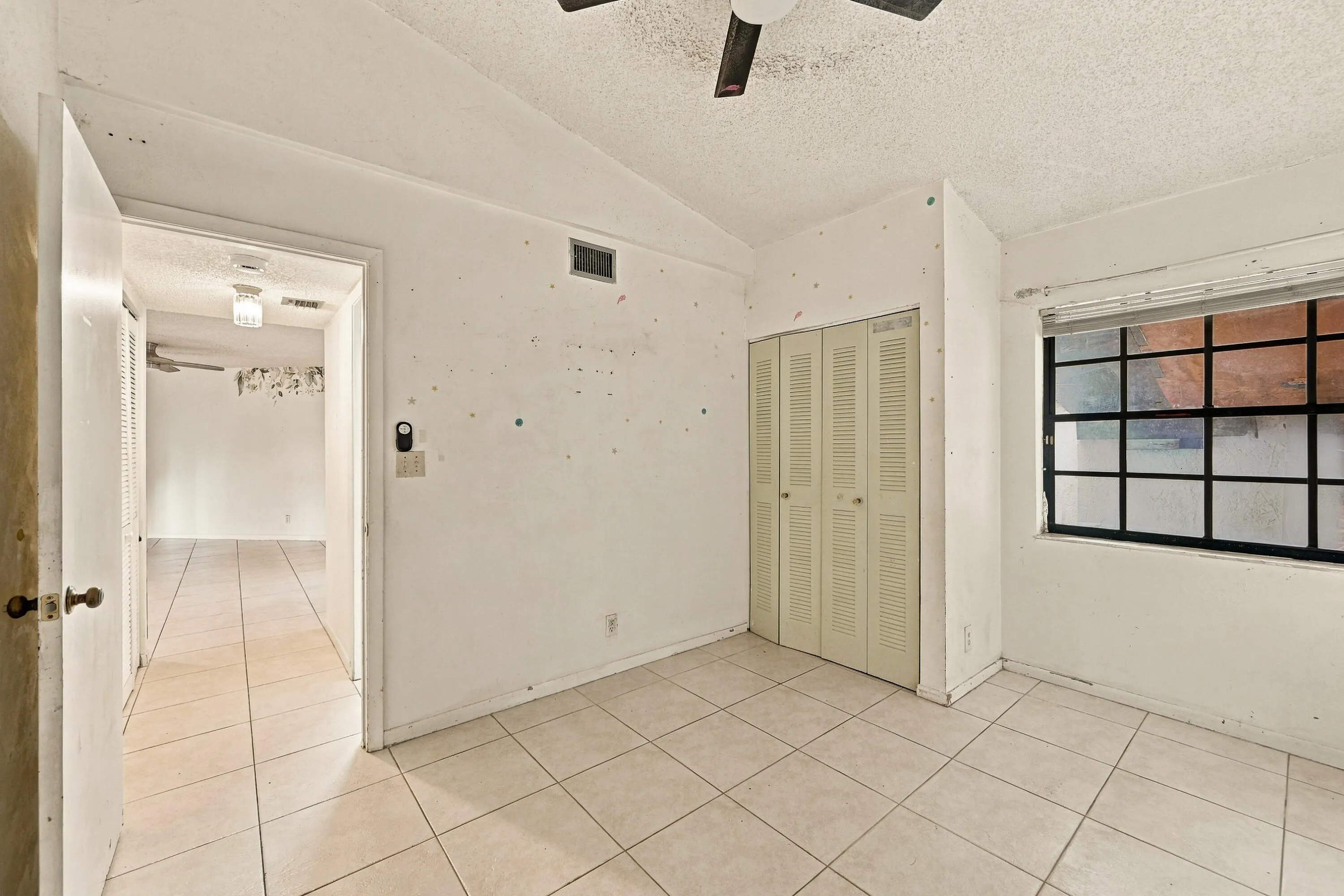 9313 W SUNRISE Boulevard