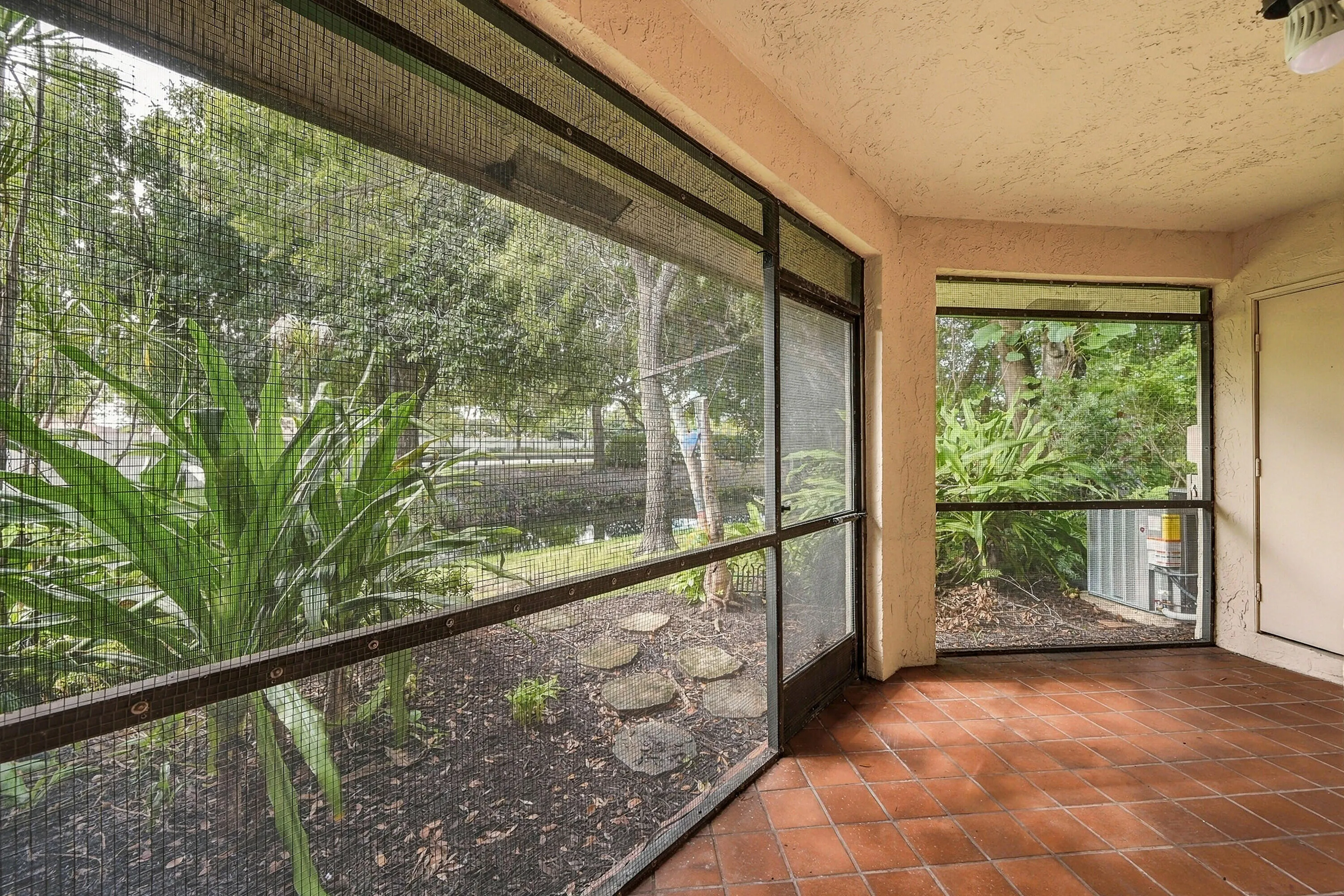 9313 W SUNRISE Boulevard