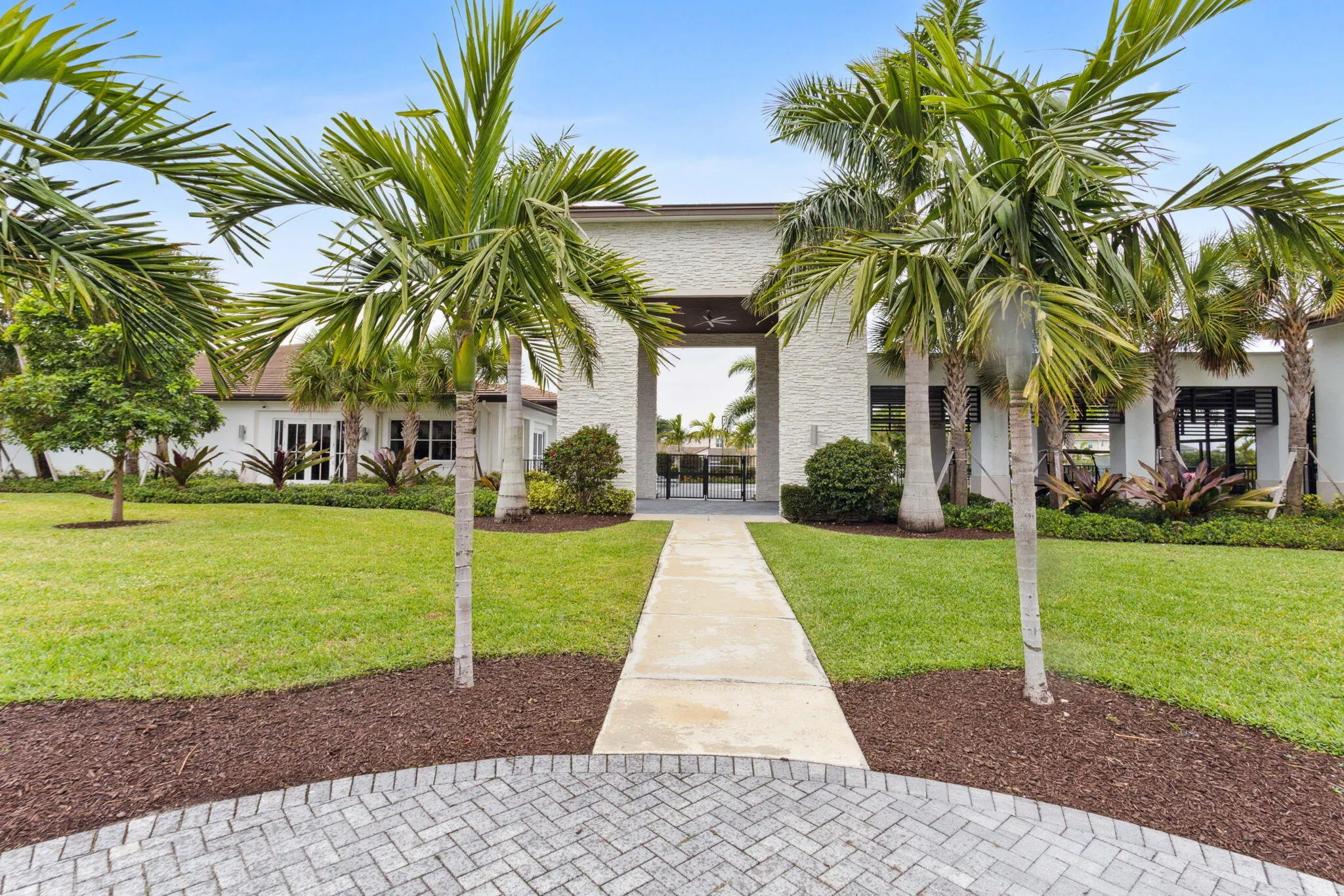 1150 Veleiros Boulevard