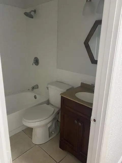 1146 W 41st Street #84