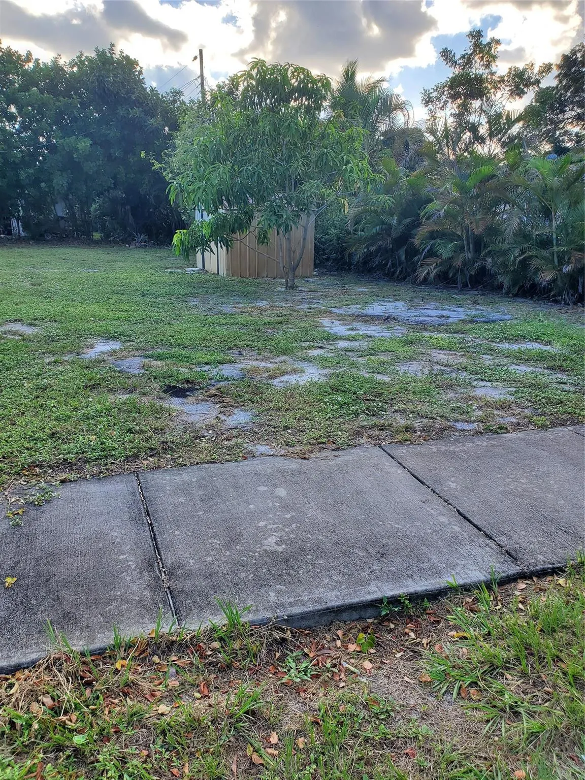 264 NE 45TH Street