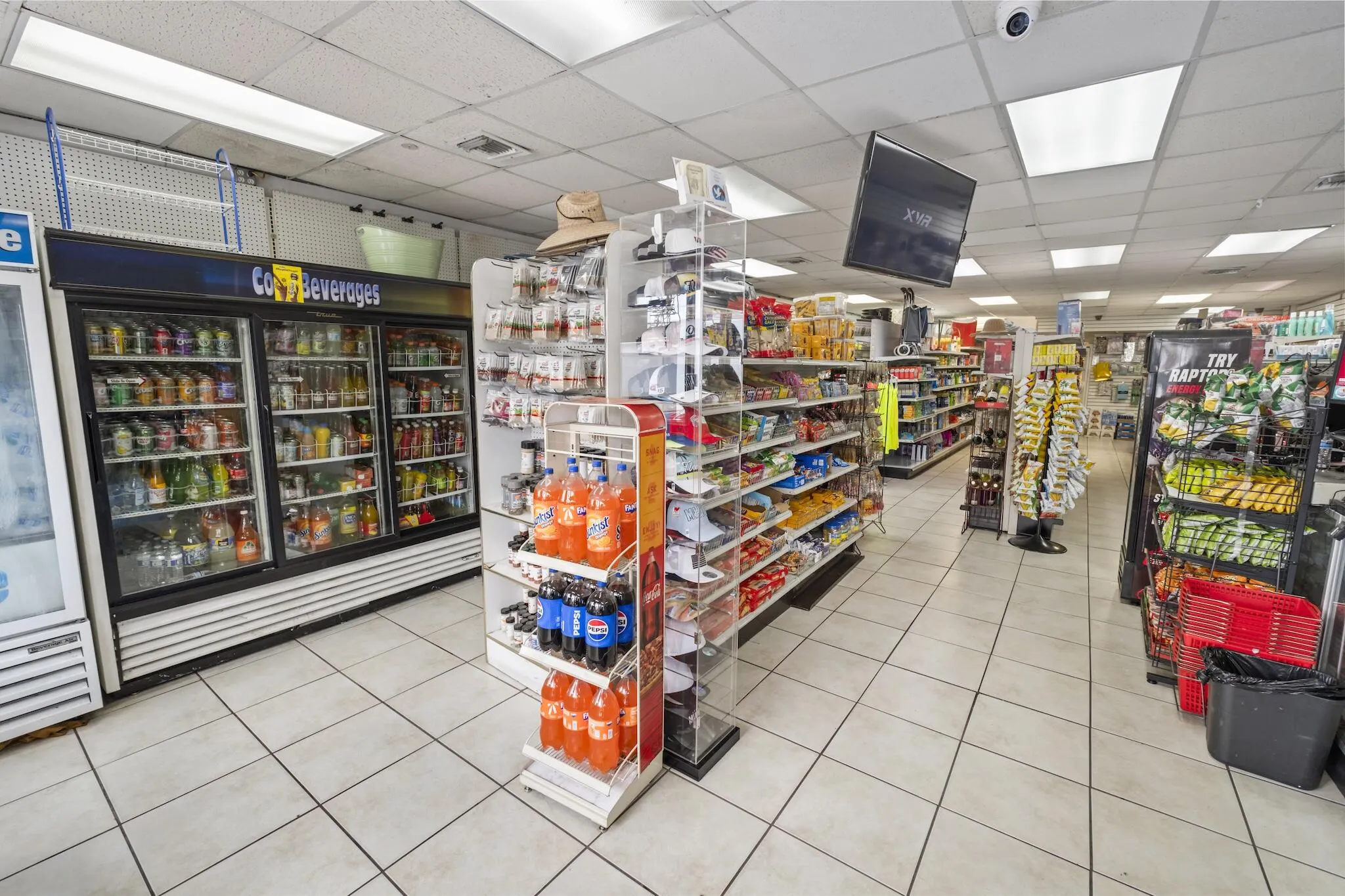 3152 NW 7TH Street