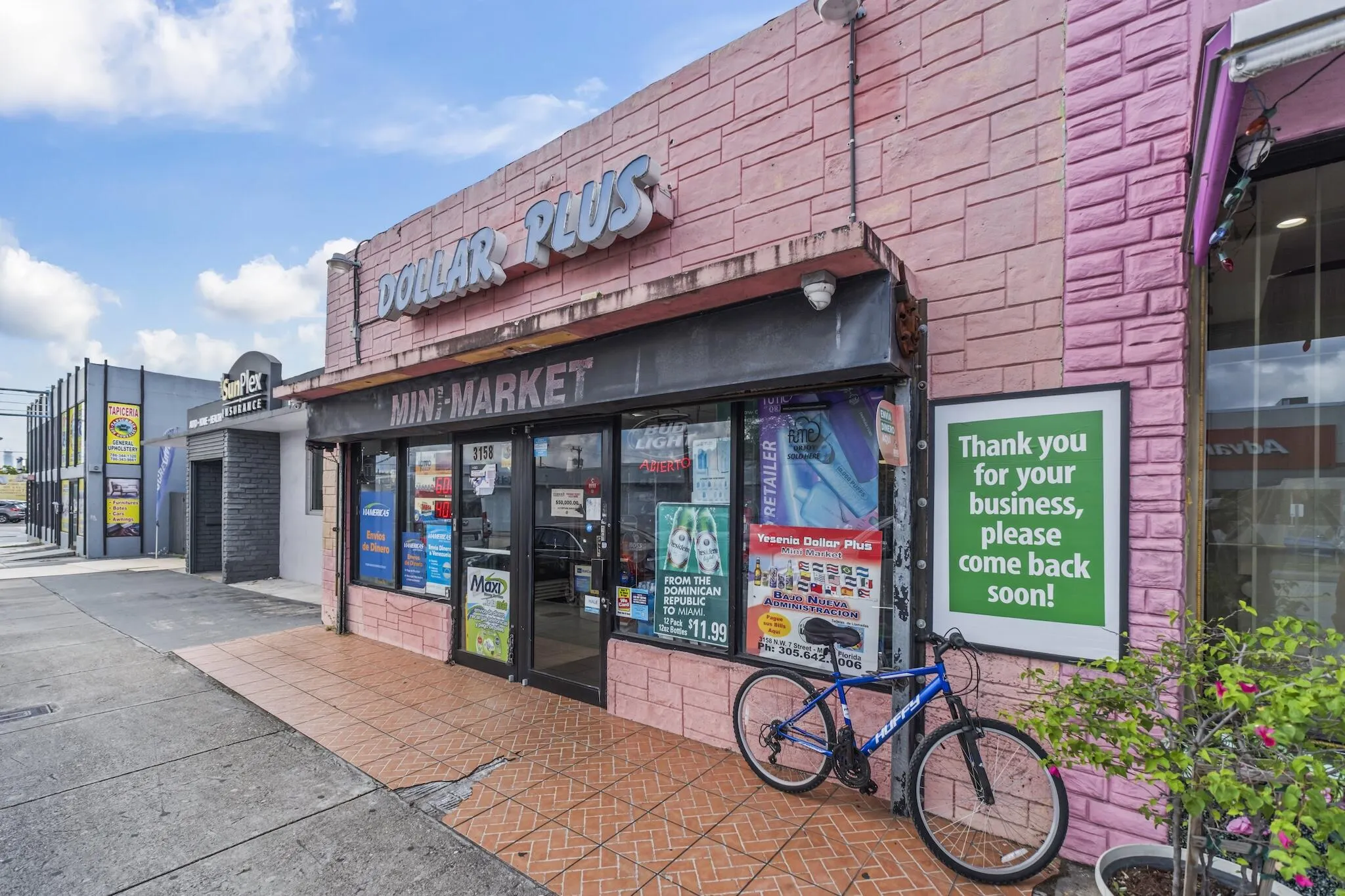 3152 NW 7TH Street