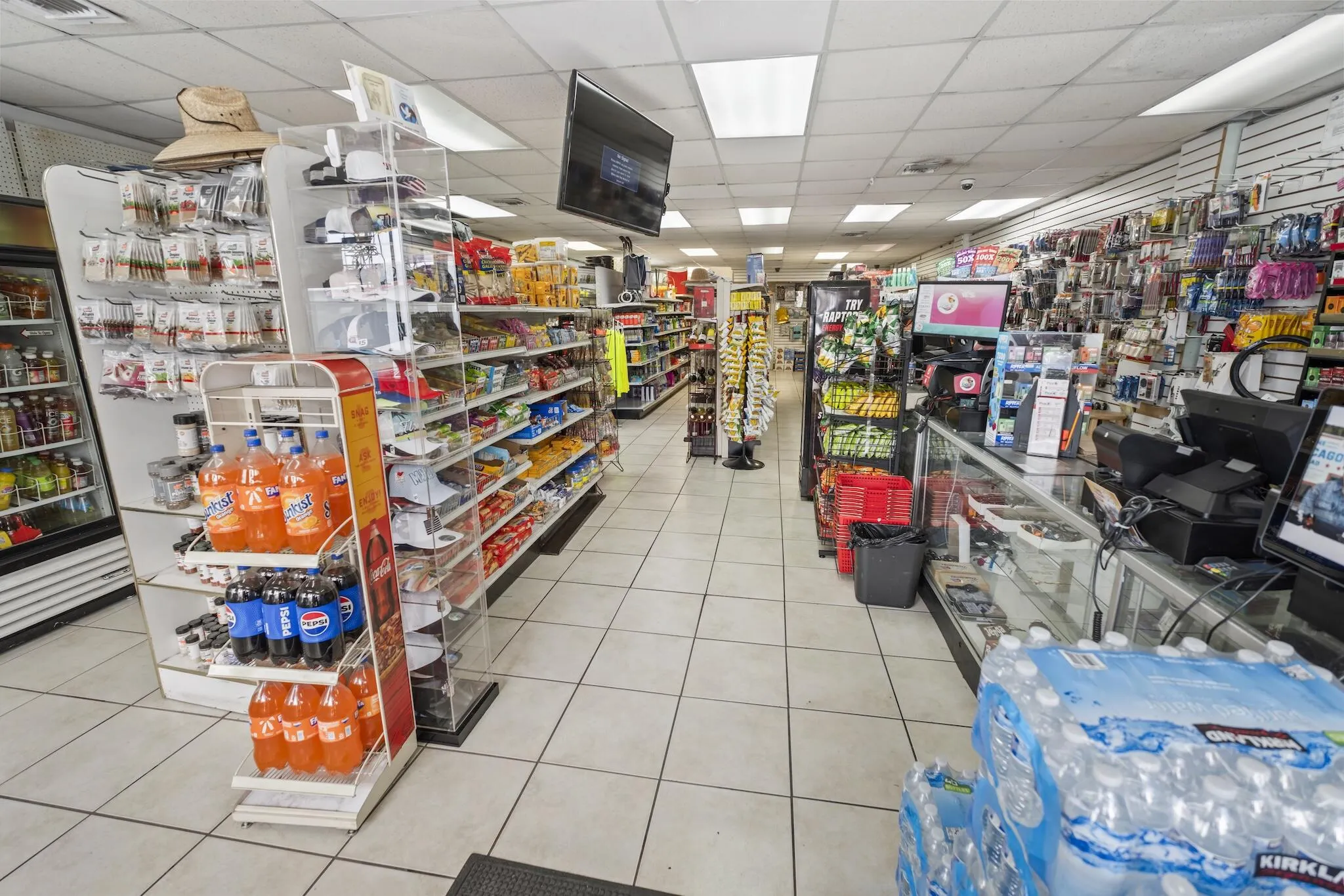 3152 NW 7TH Street
