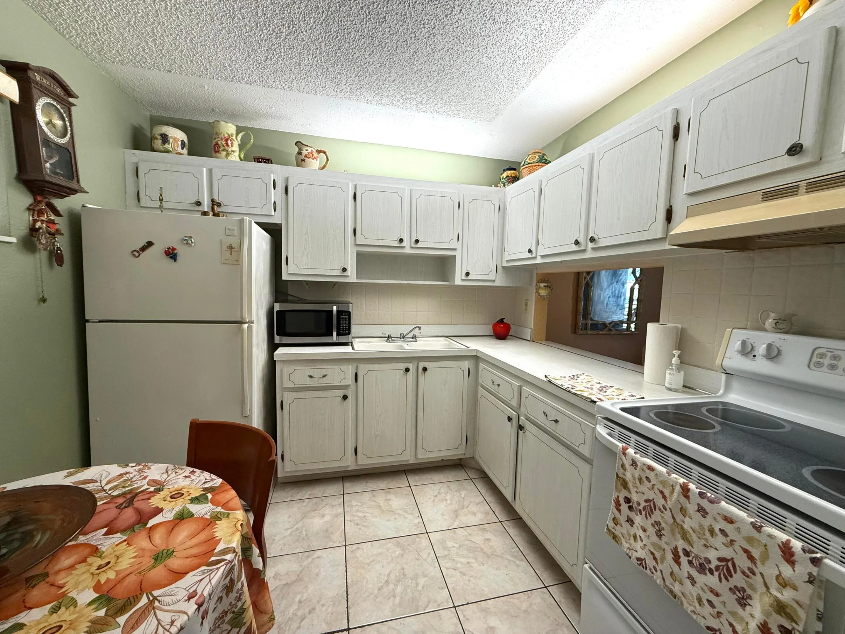 2855 GARDEN Drive S #306