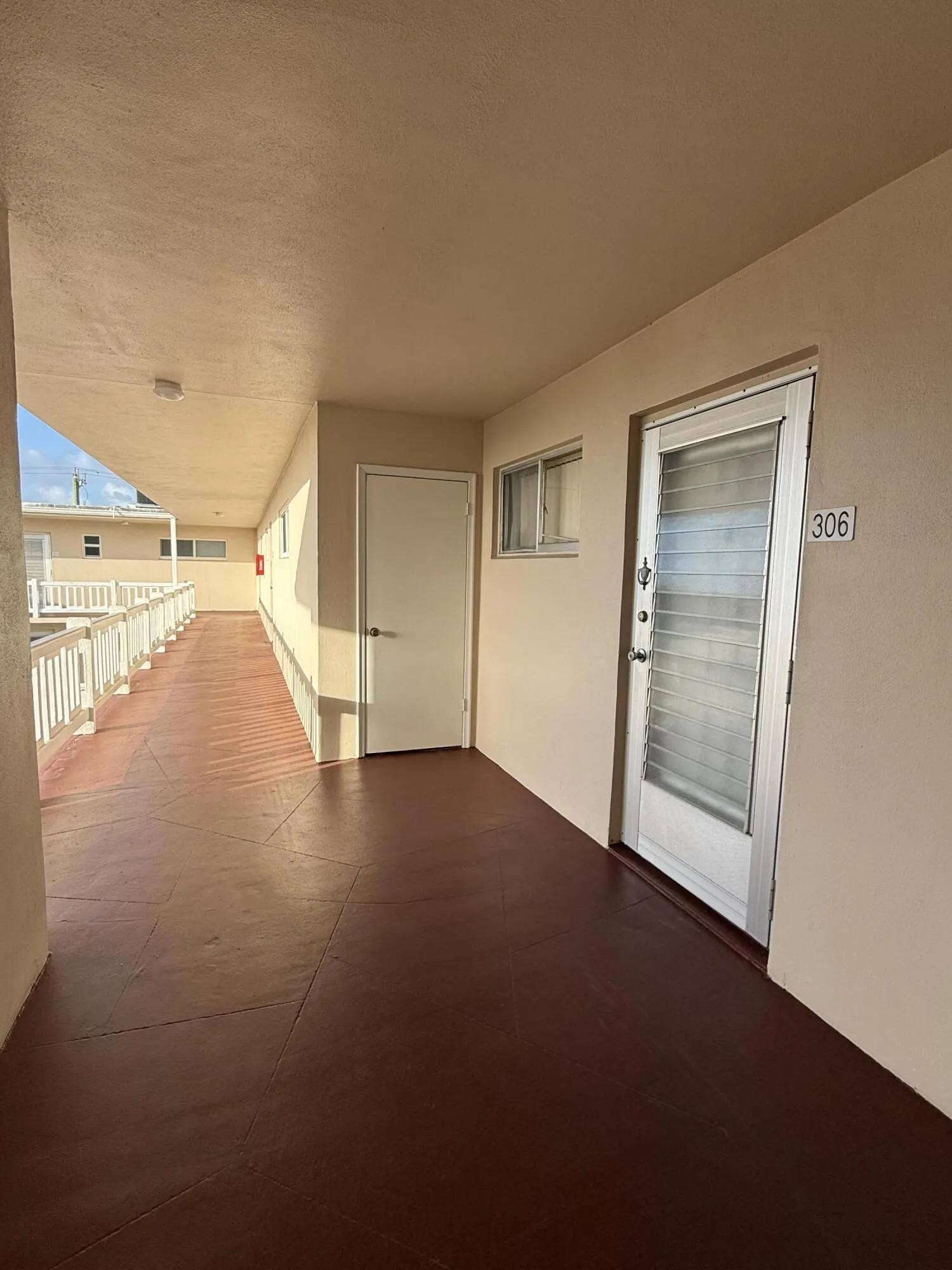 2855 GARDEN Drive S #306