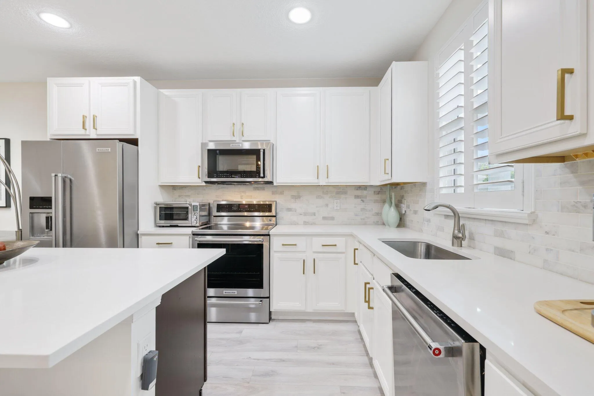 3112 Waterside Circle