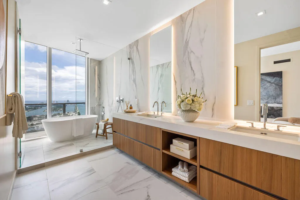 1400 Biscayne Boulevard #5104