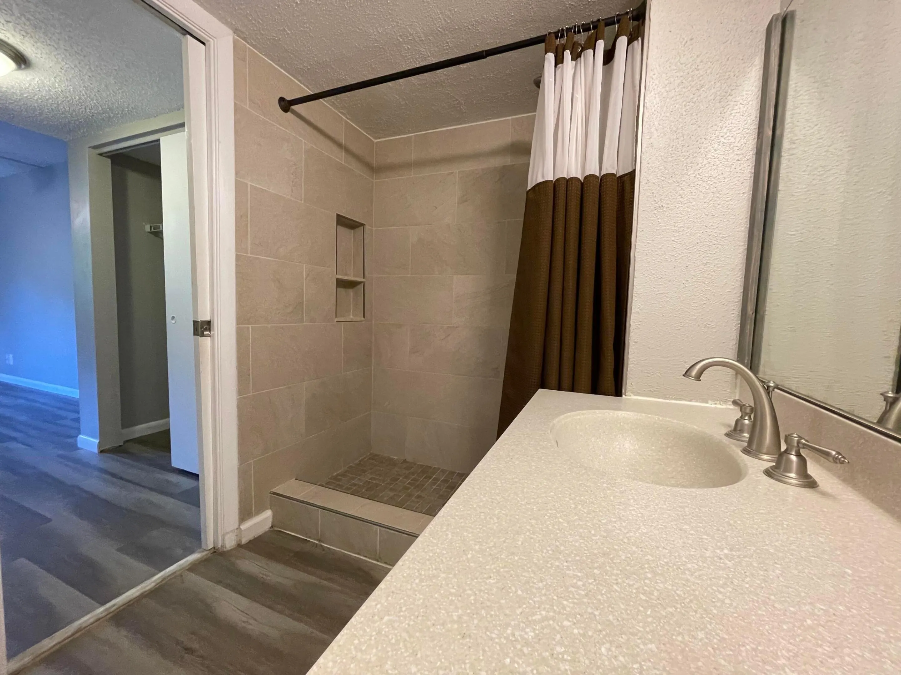 2967 RIVERSIDE Drive #109