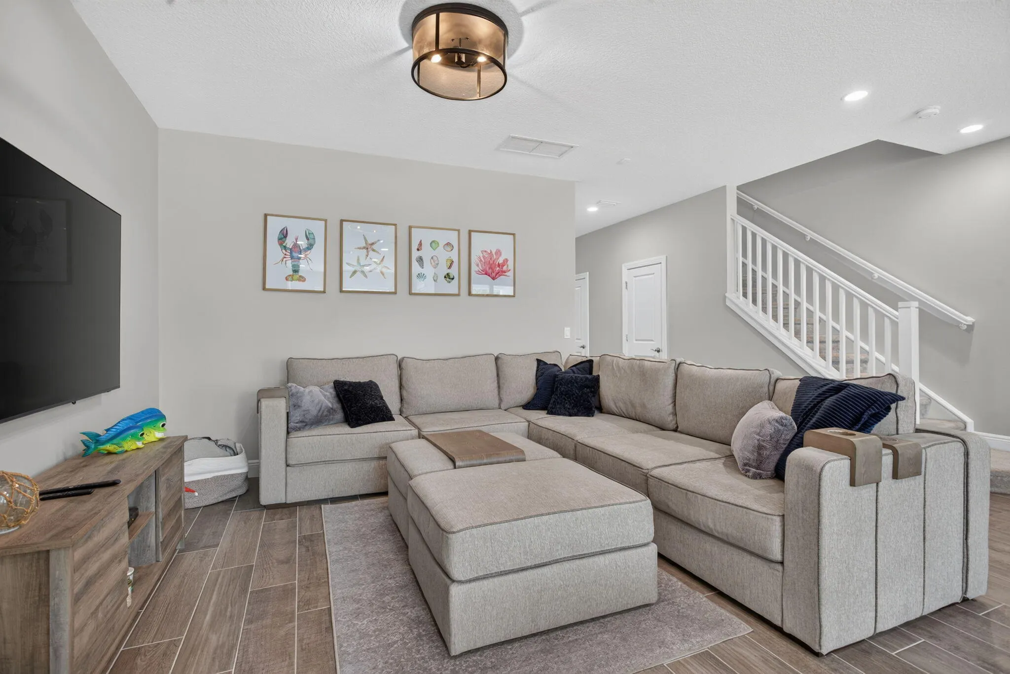 532 SANDERLING Circle