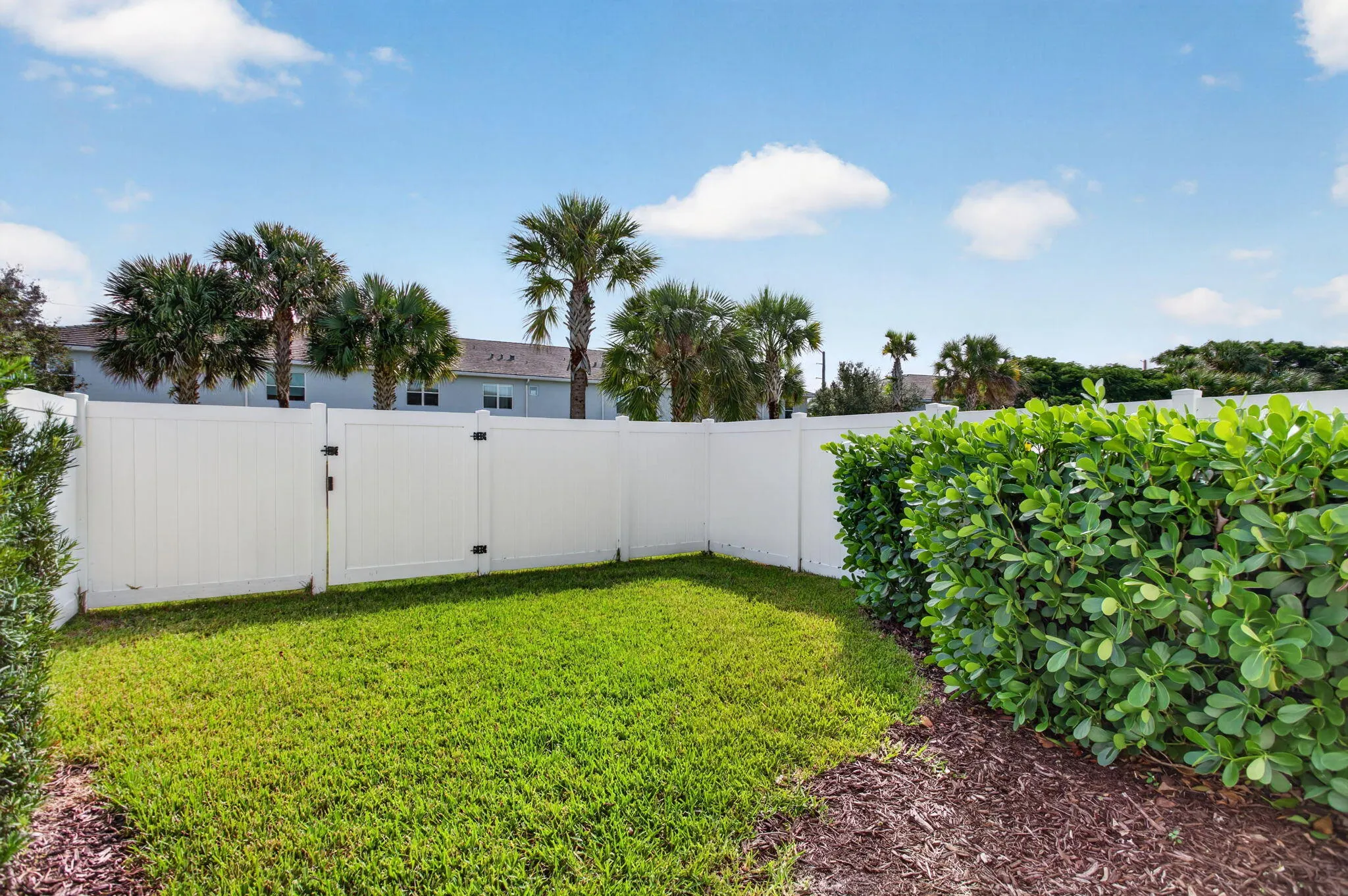 532 SANDERLING Circle