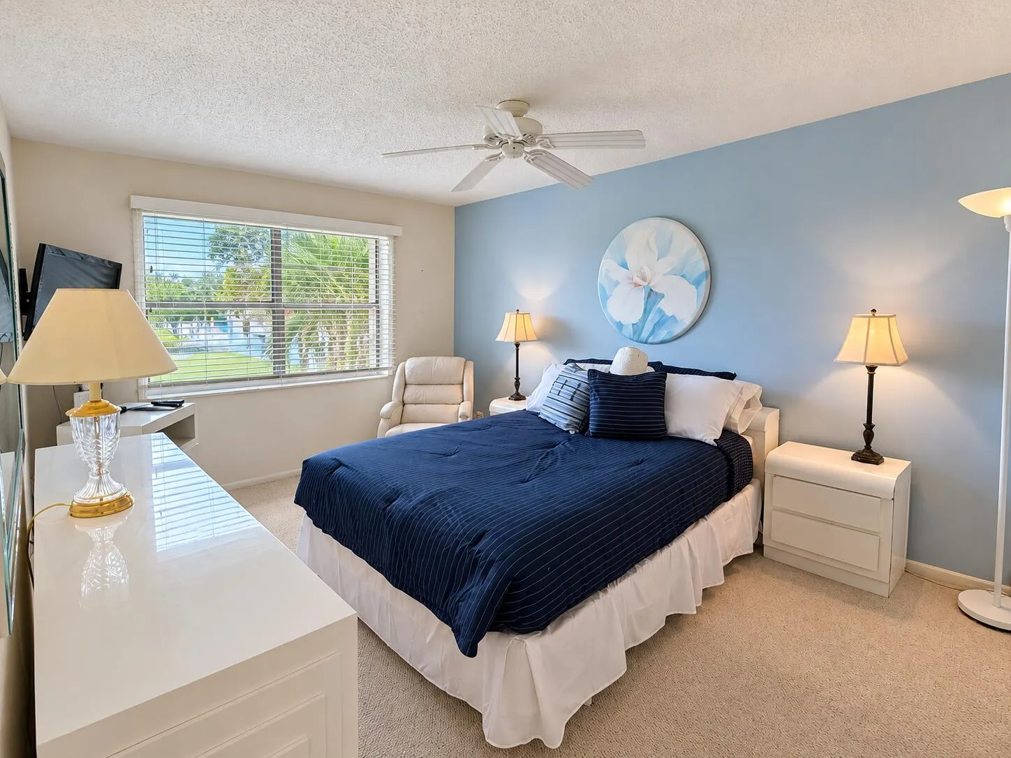 112 LAKE DORA Drive