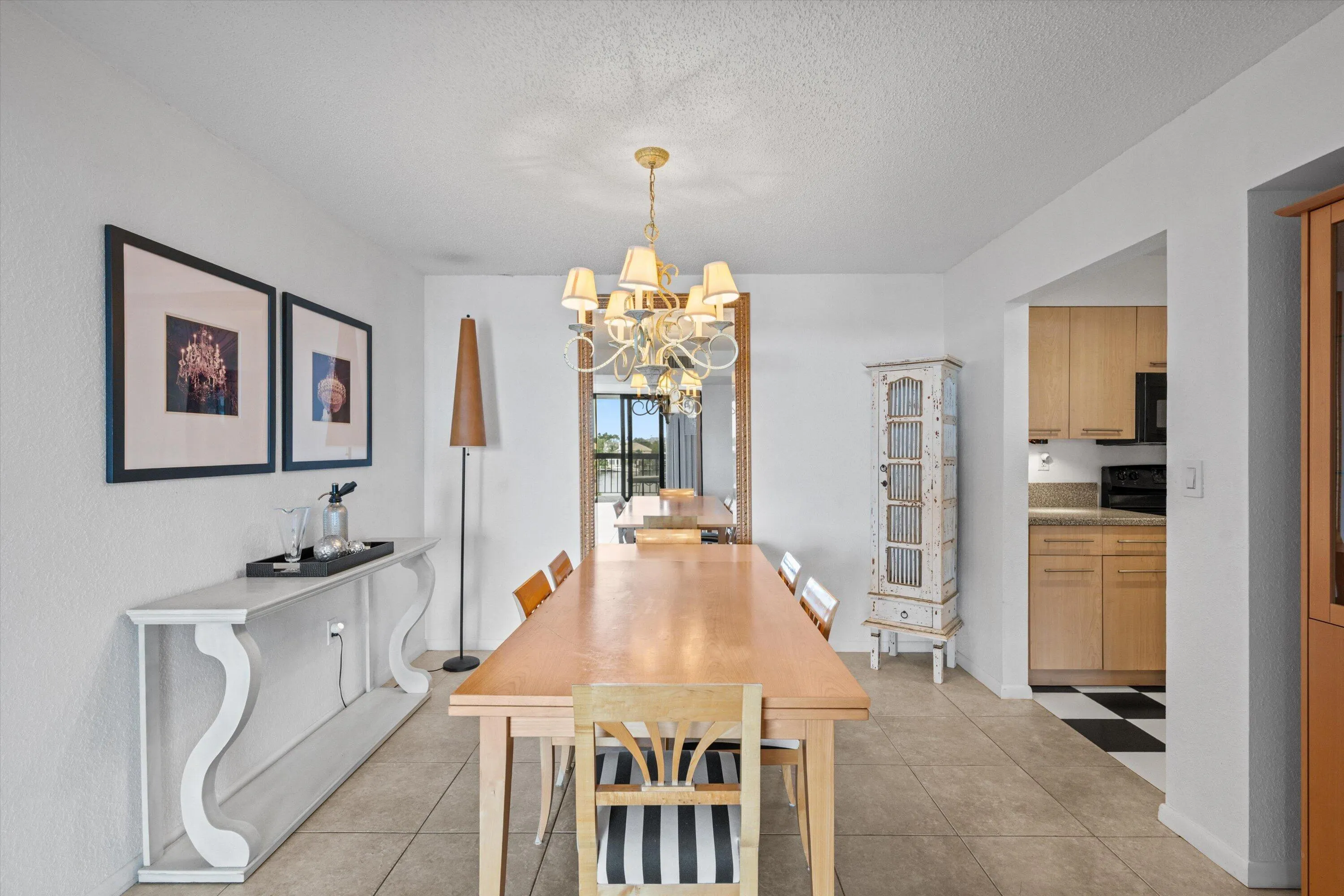 611 SE 7TH Street #PH-5