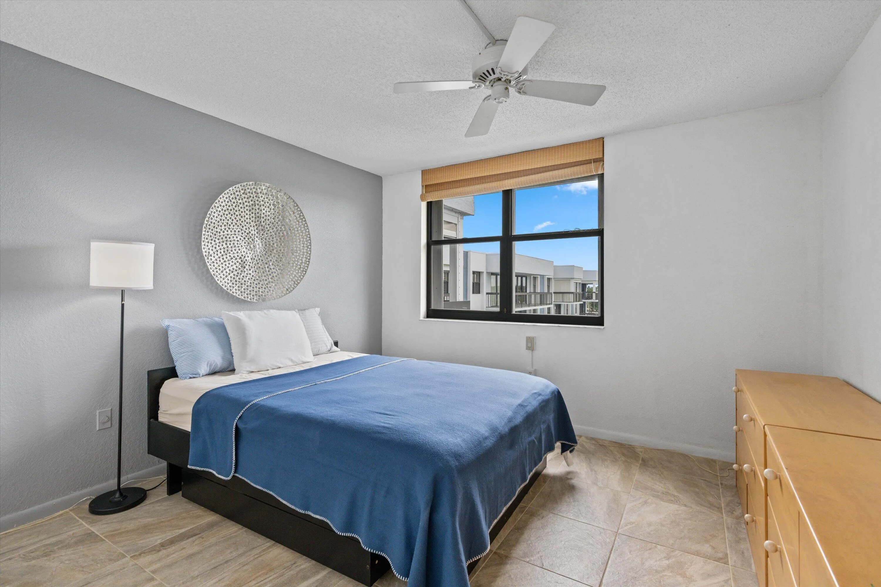 611 SE 7TH Street #PH-5
