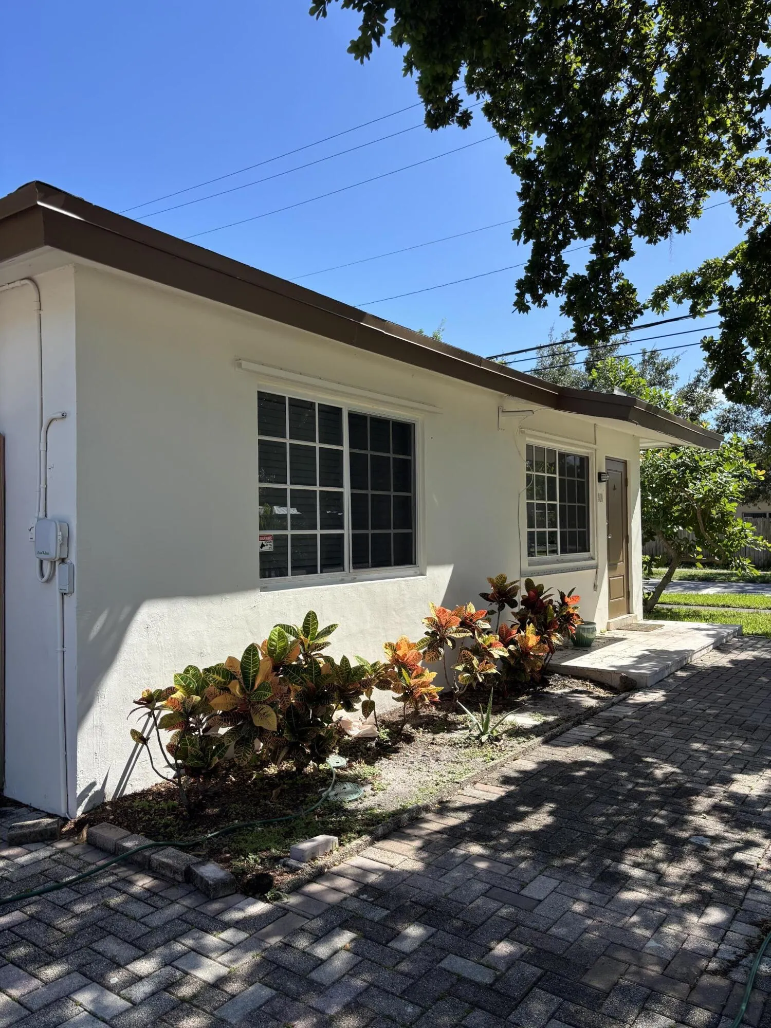 600 NE 12TH Avenue #1