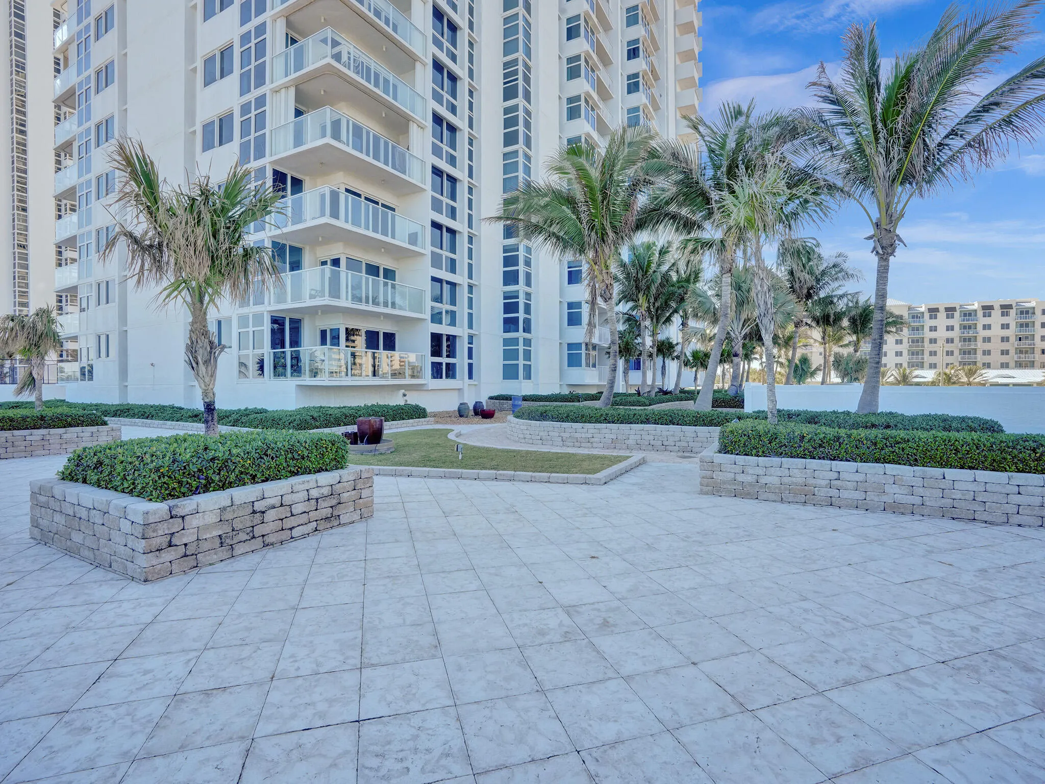 1360 S Ocean Boulevard S #1202