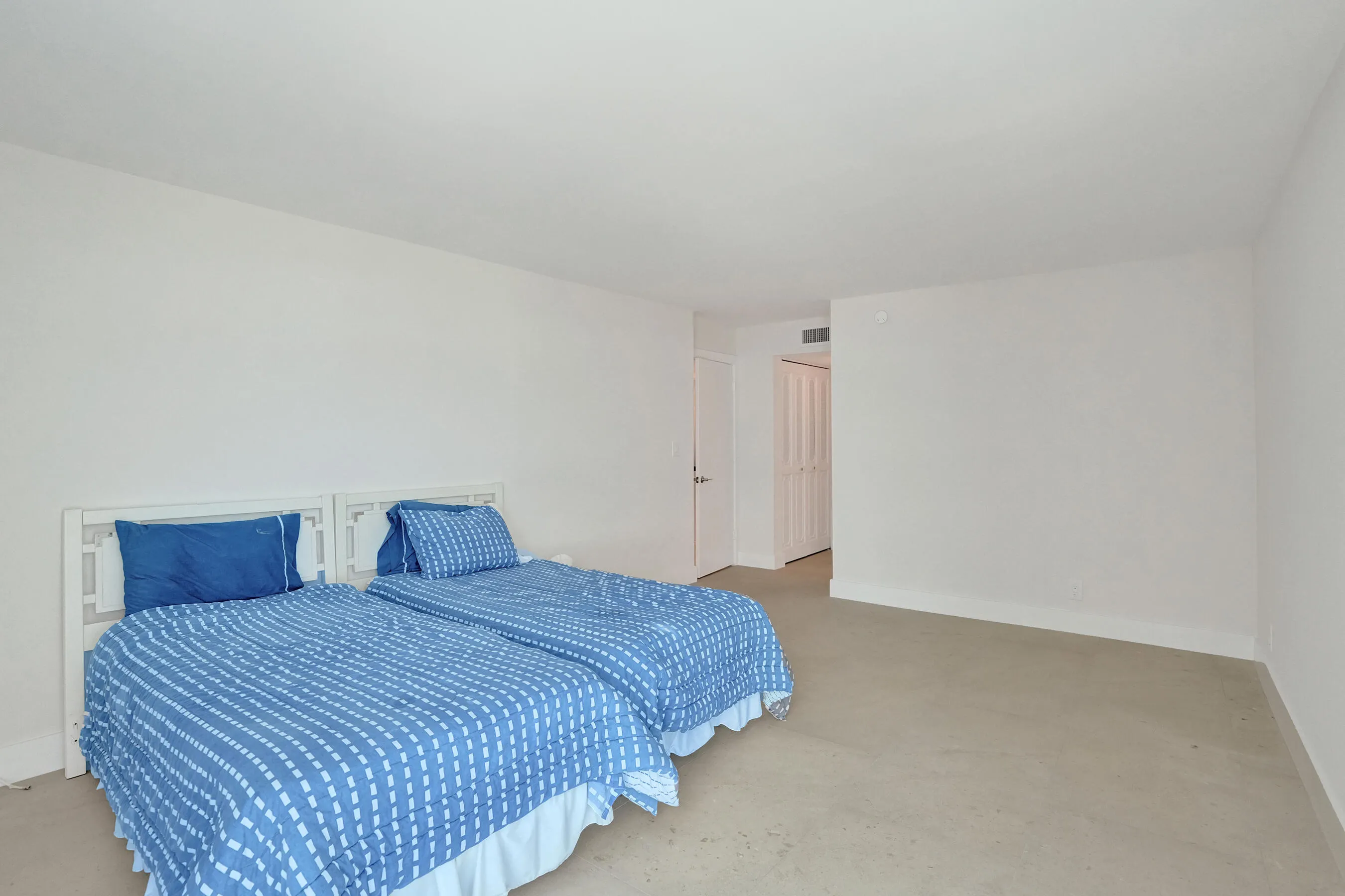 1360 S Ocean Boulevard S #1202
