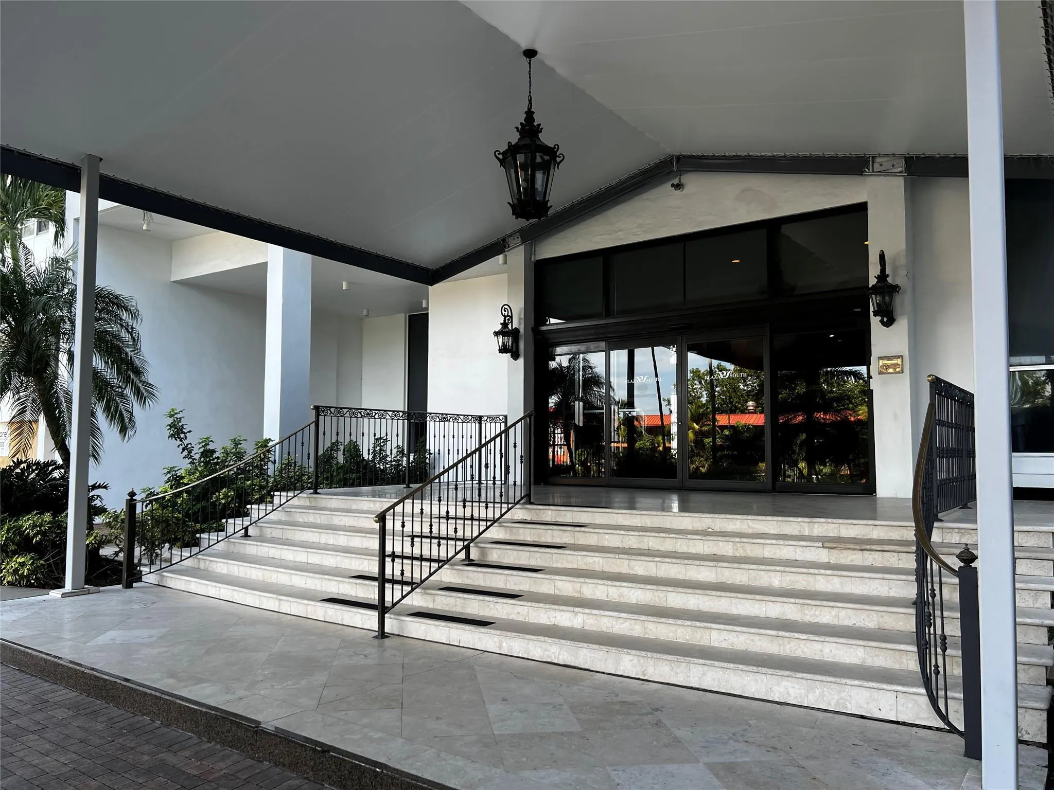 4280 GALT OCEAN Drive #15H