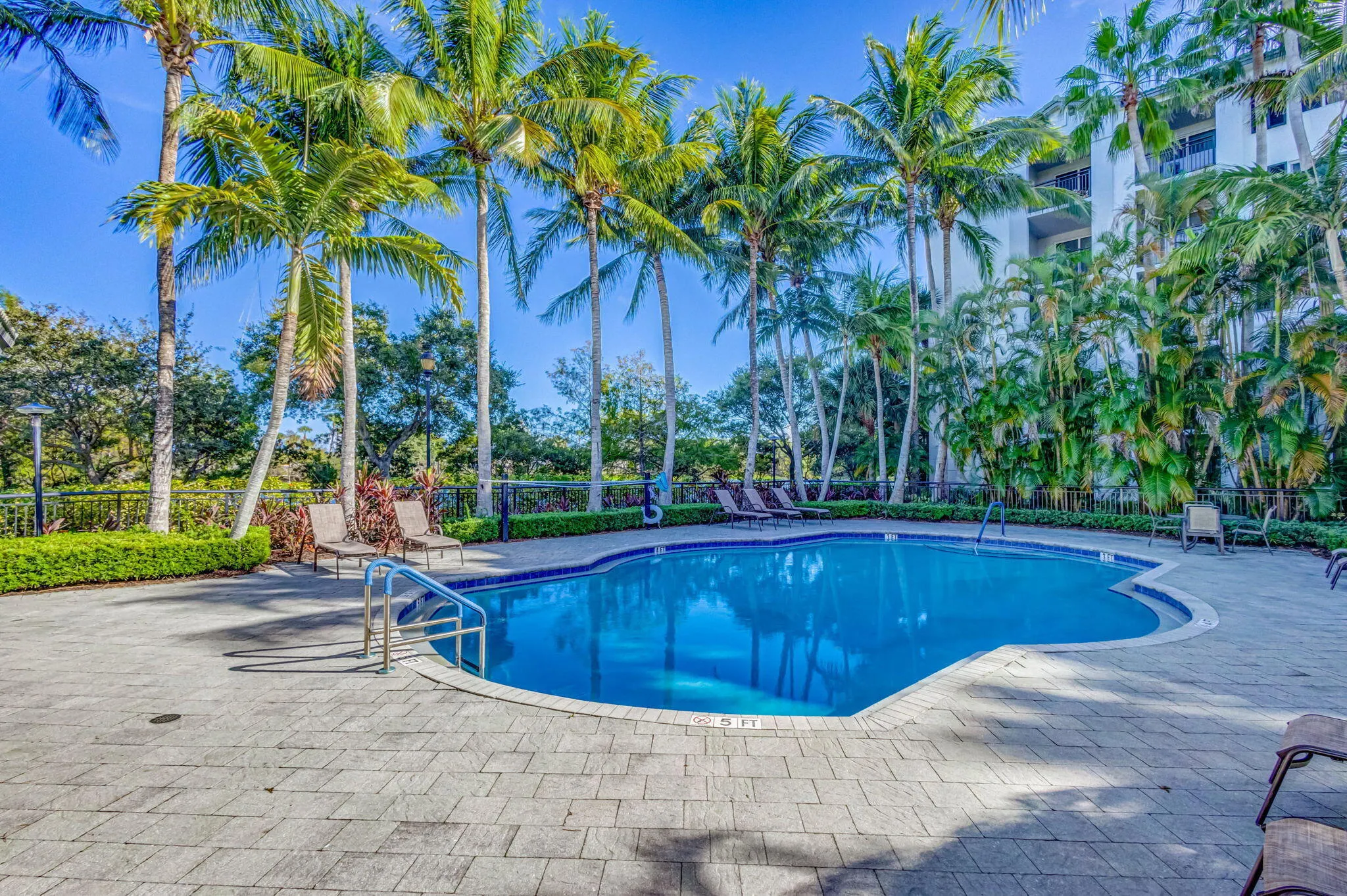 1660 RENAISSANCE COMMONS Boulevard #2124