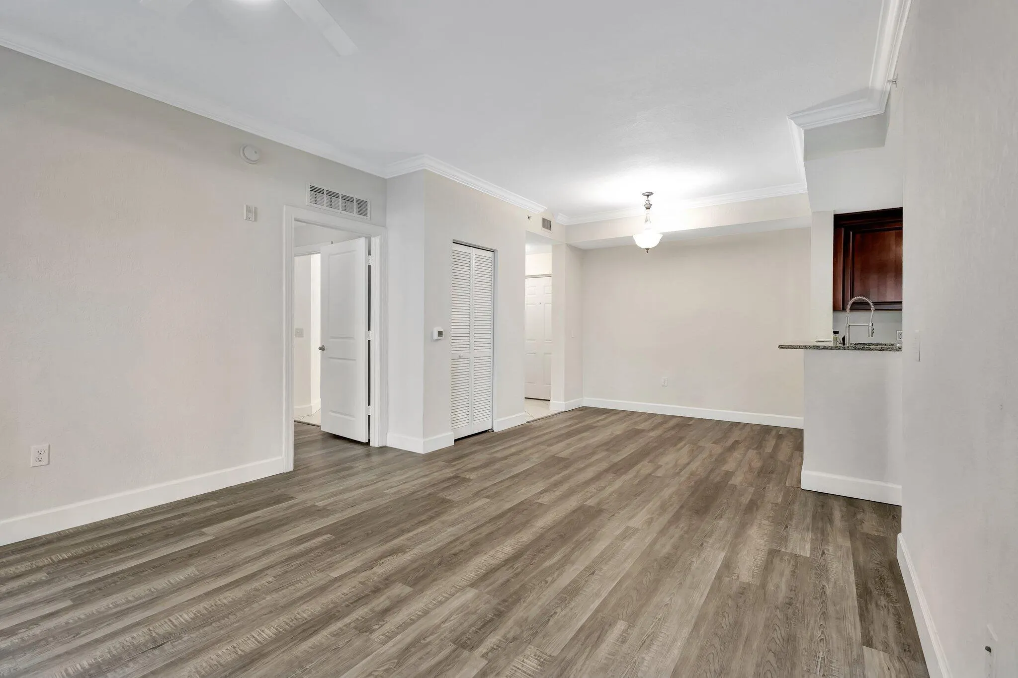 1660 RENAISSANCE COMMONS Boulevard #2124
