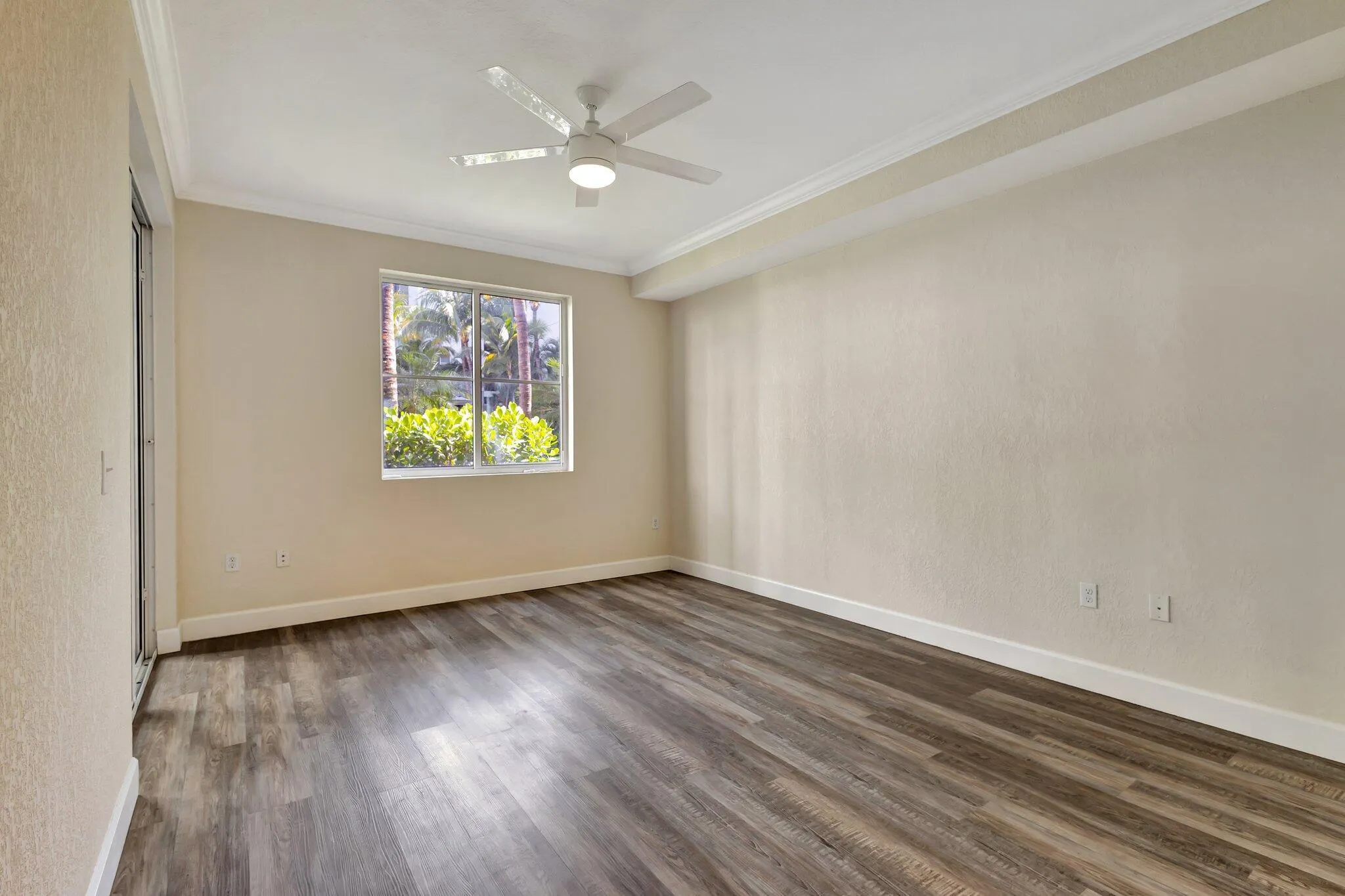 1660 RENAISSANCE COMMONS Boulevard #2124