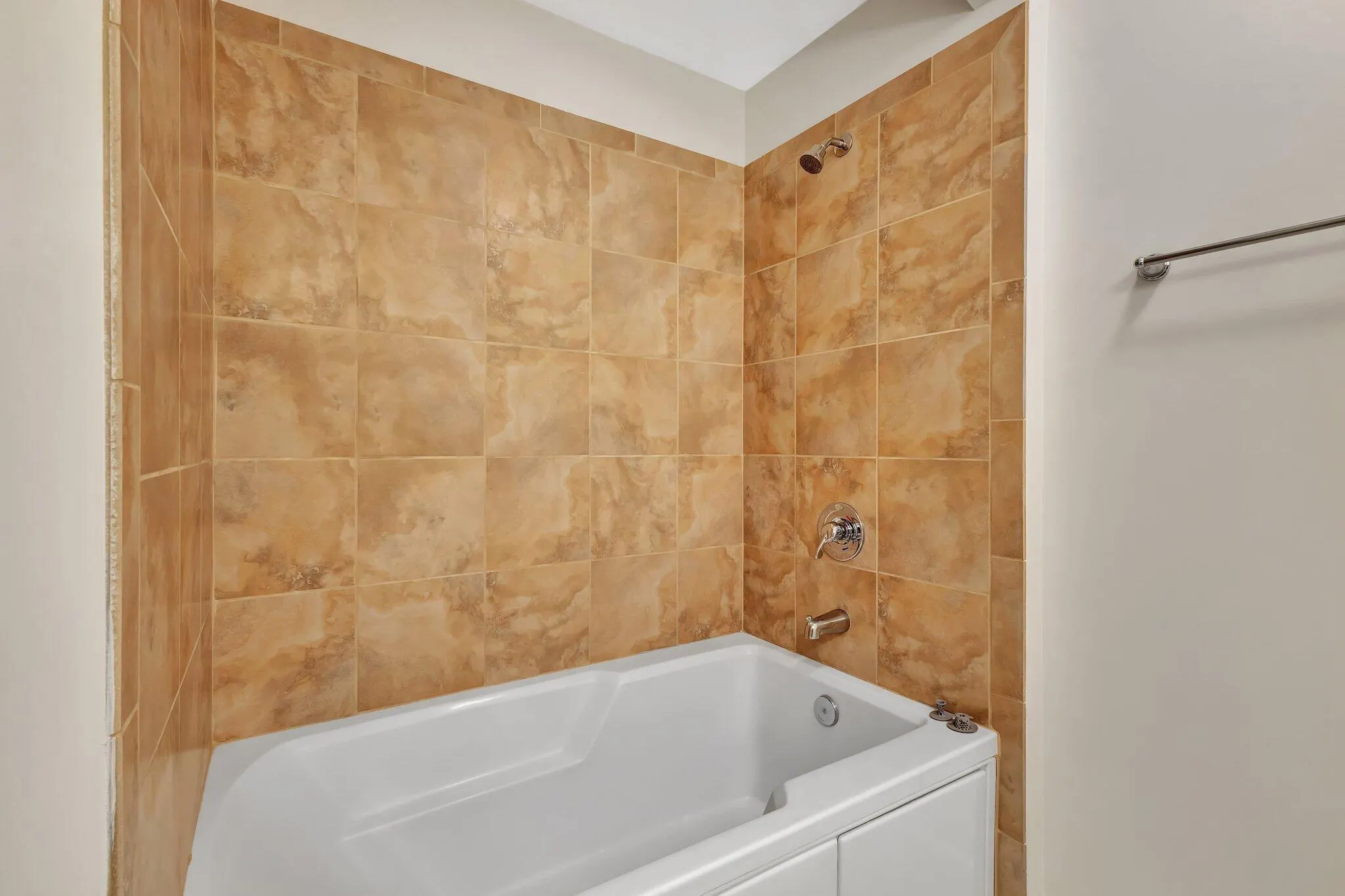 1660 RENAISSANCE COMMONS Boulevard #2124
