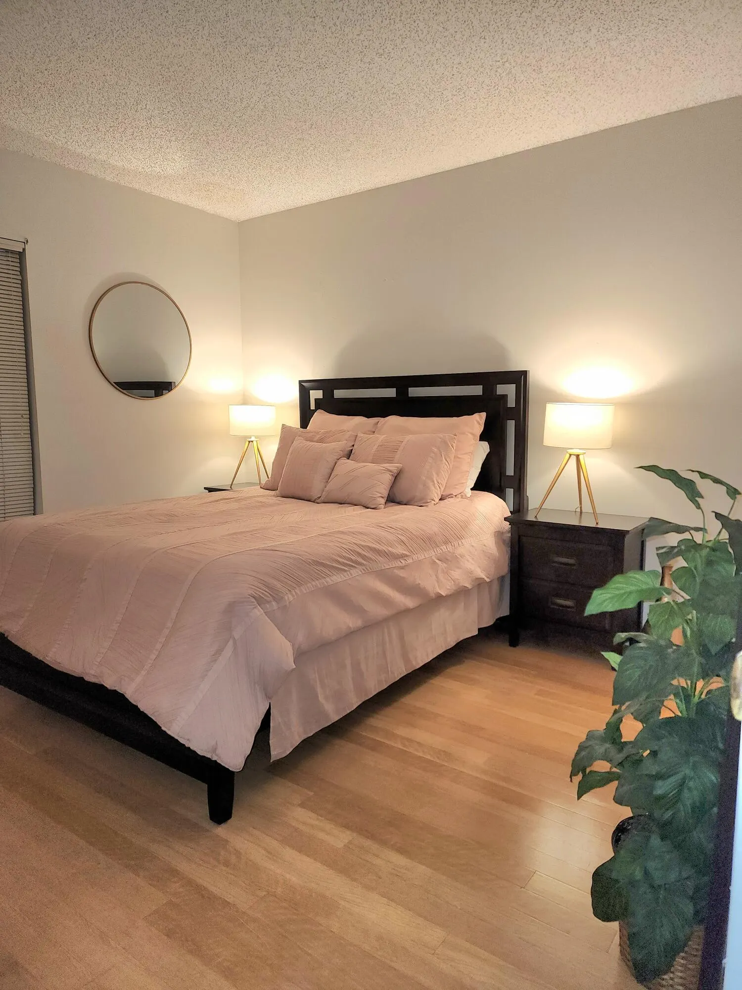 285 SE 10TH Street #8A