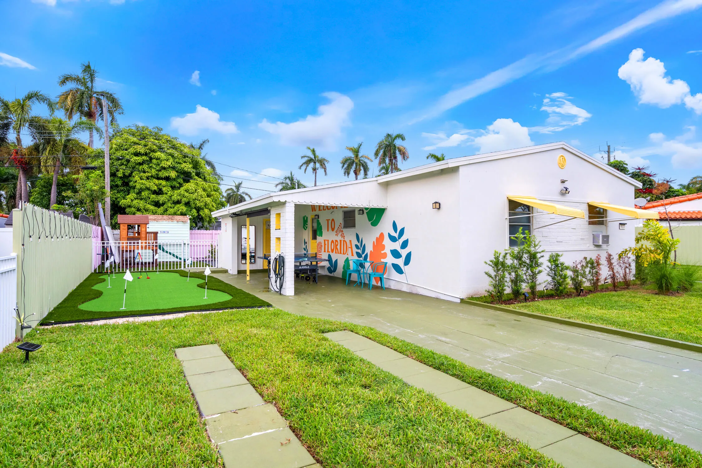 913 NE 2ND Court