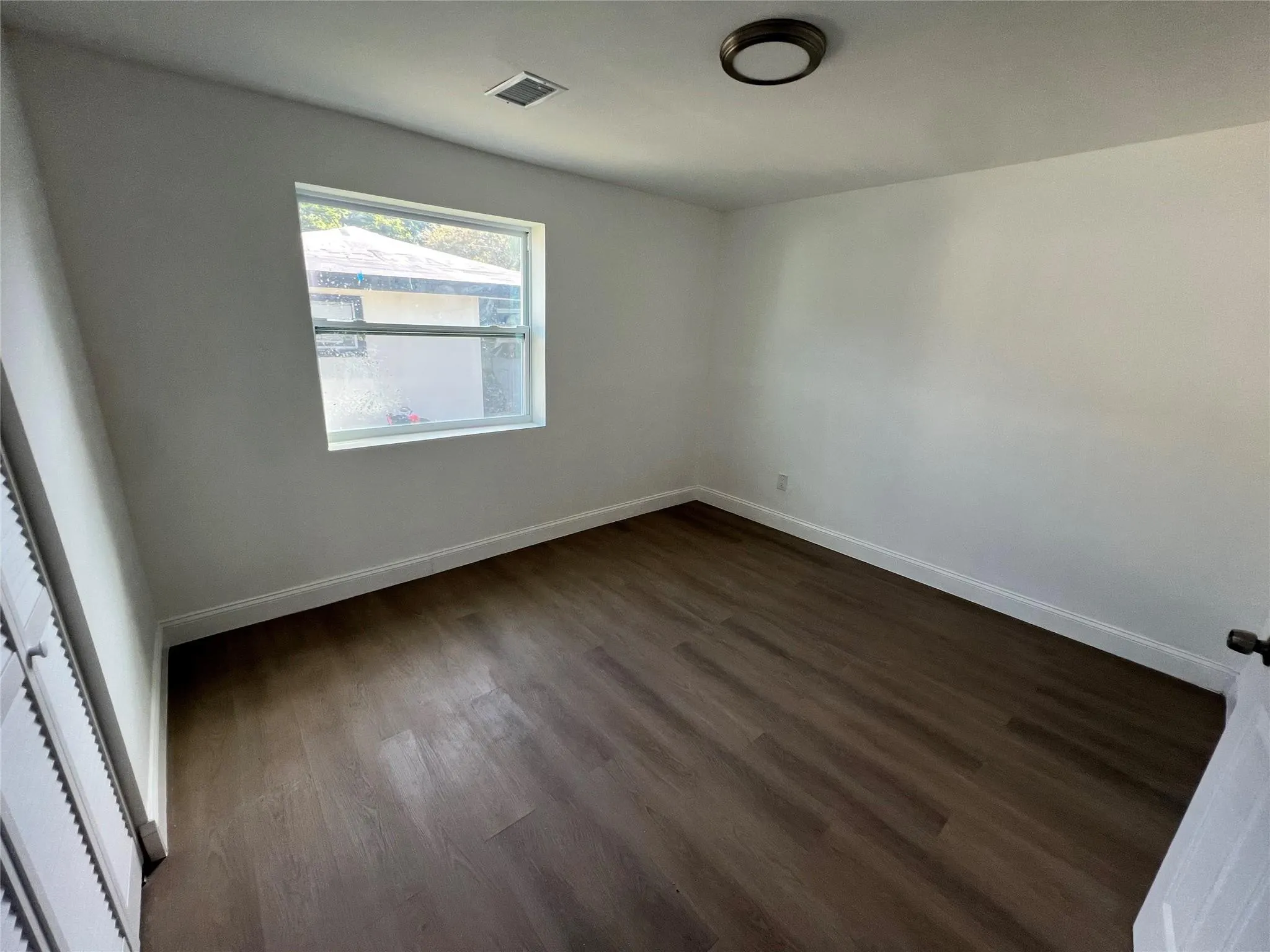 422 SW 4TH Avenue #B