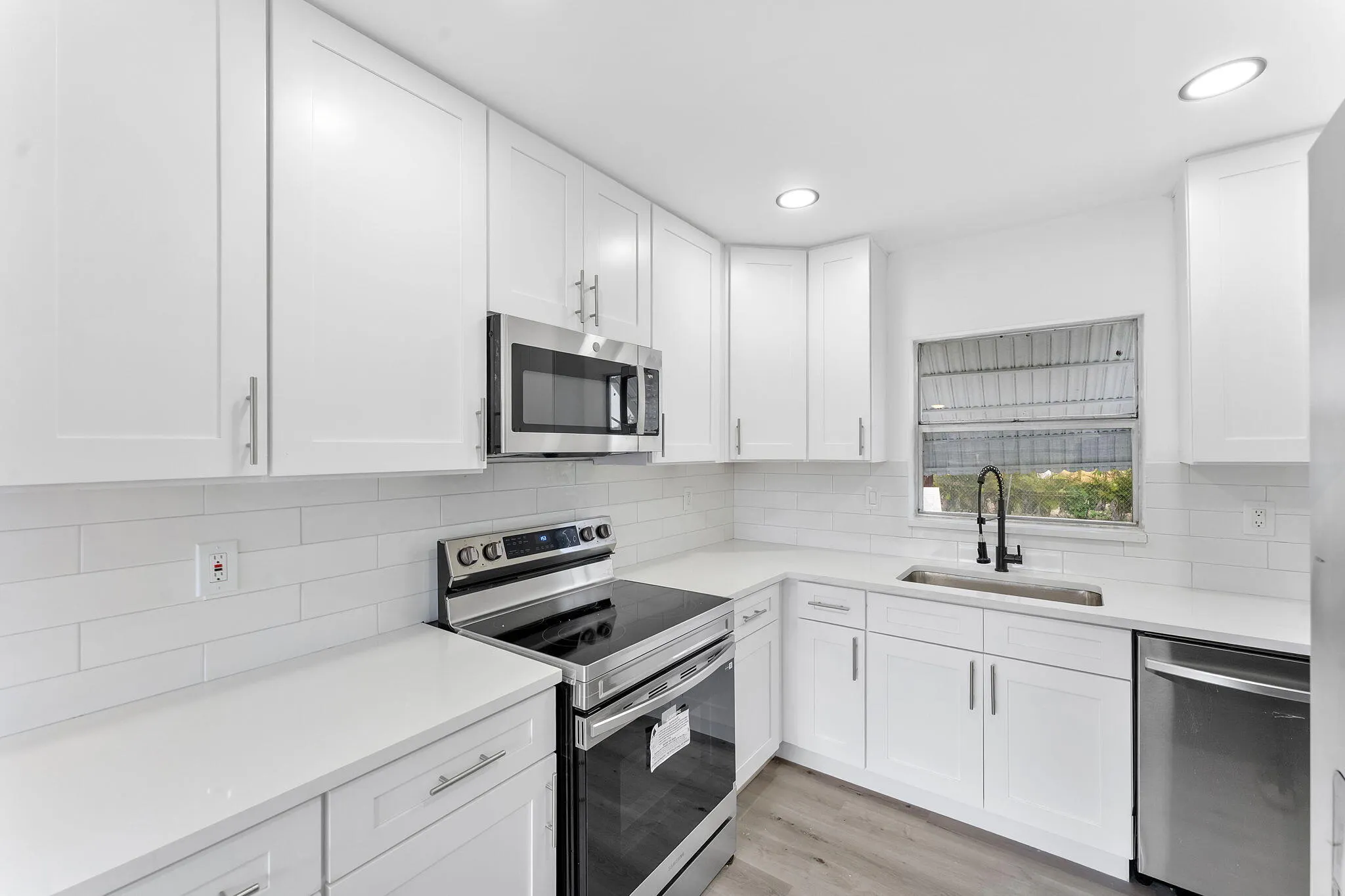 316 NW 6th Court