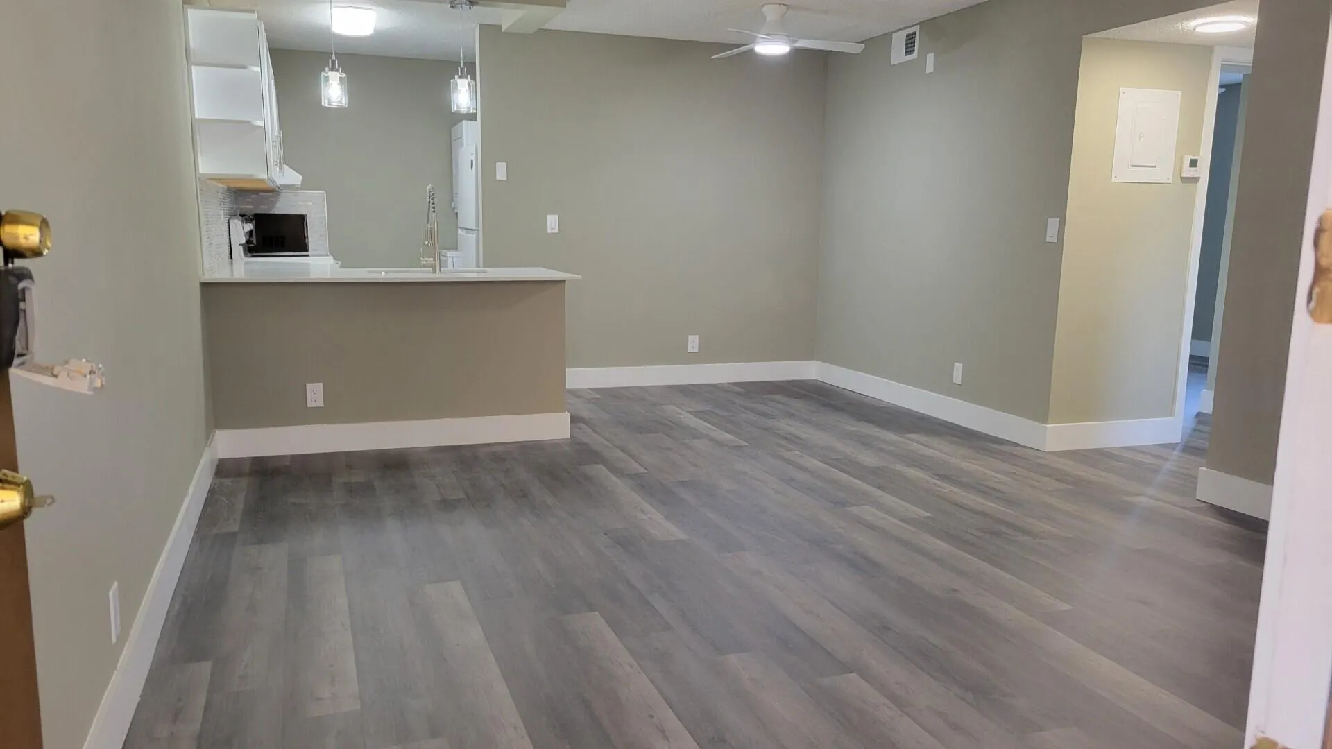 3766 N UNIVERSITY Drive #M-8