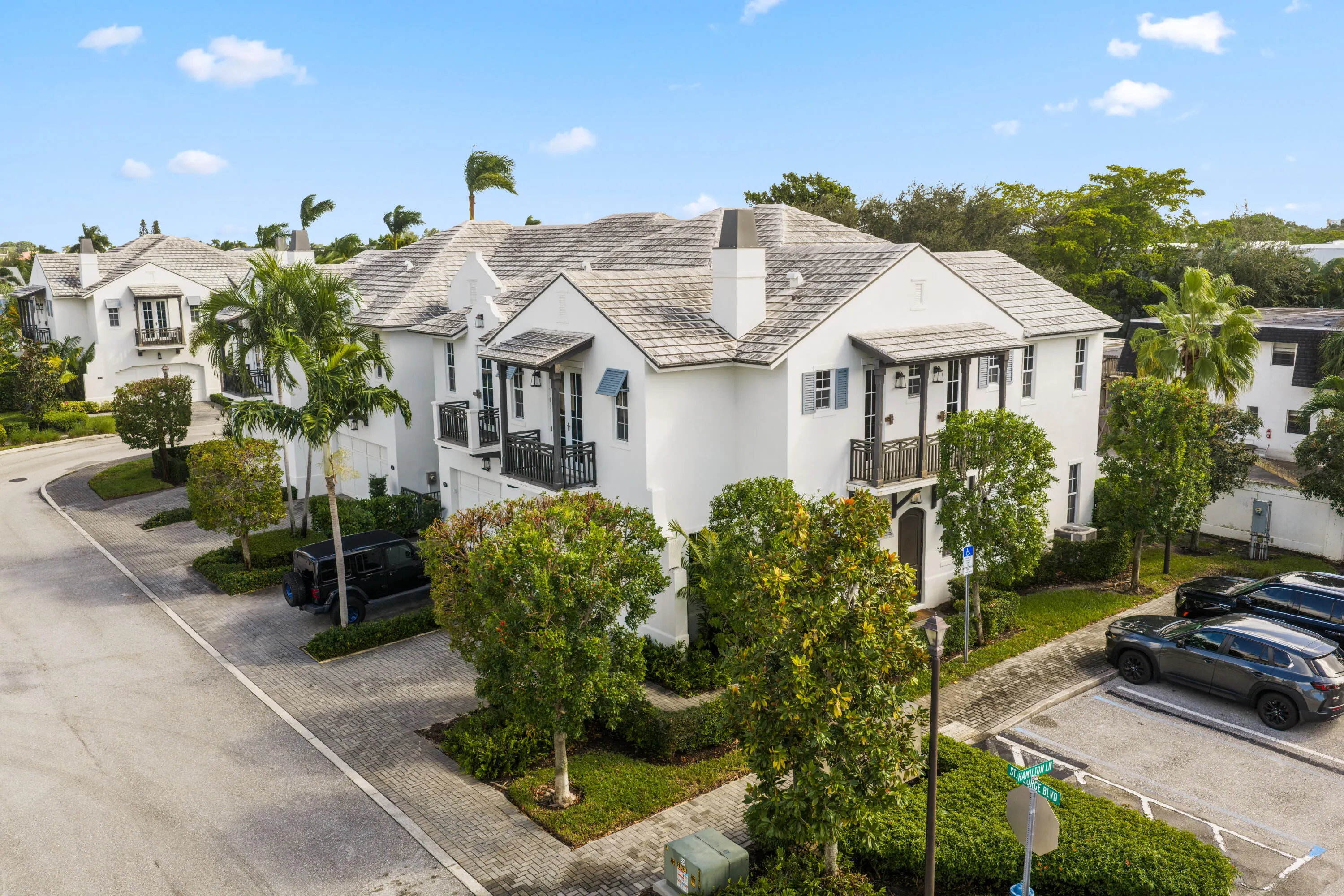 914 St George Boulevard