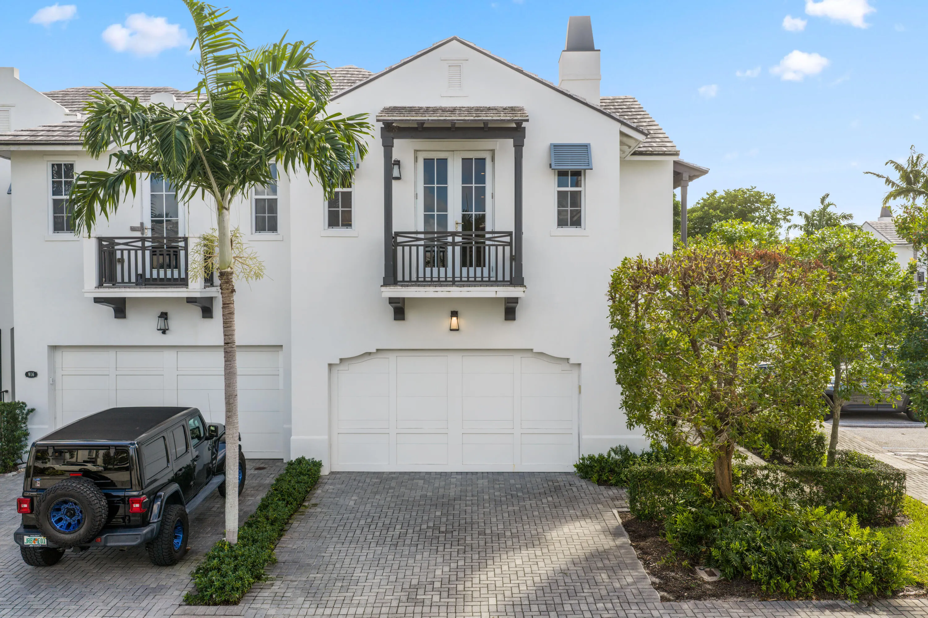914 St George Boulevard