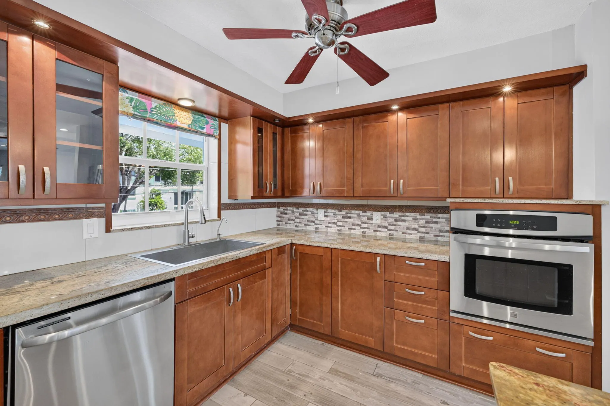 2820 NE 30TH Street #9