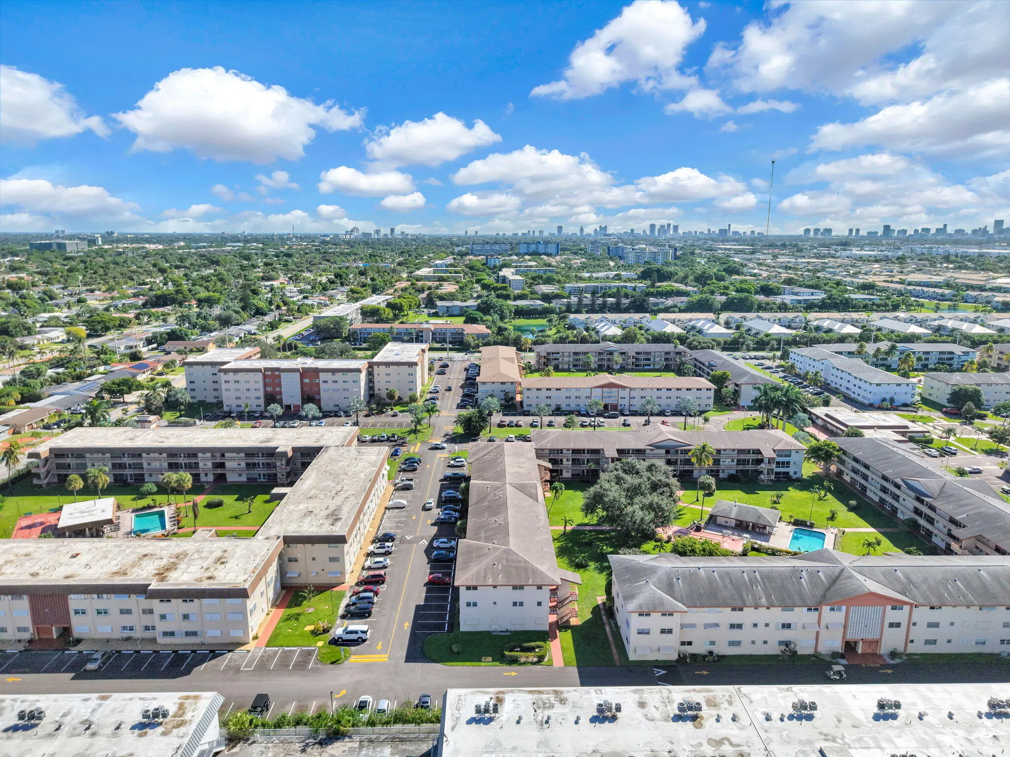5300 WASHINGTON Street #G323
