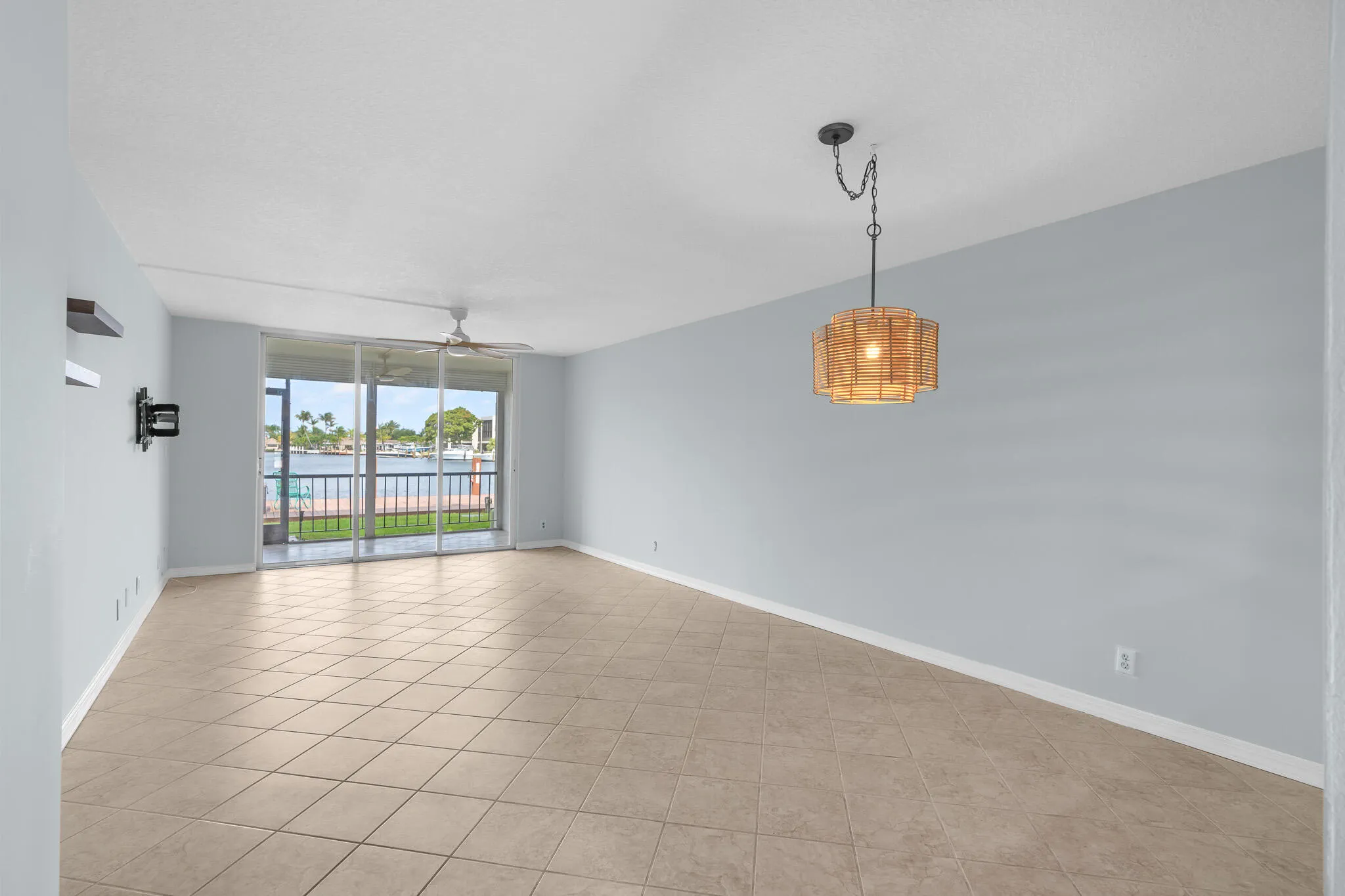 777 S FEDERAL Highway #103G