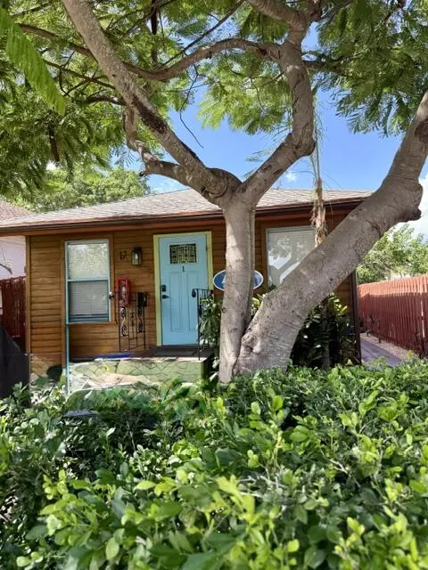 17 S L Street #1