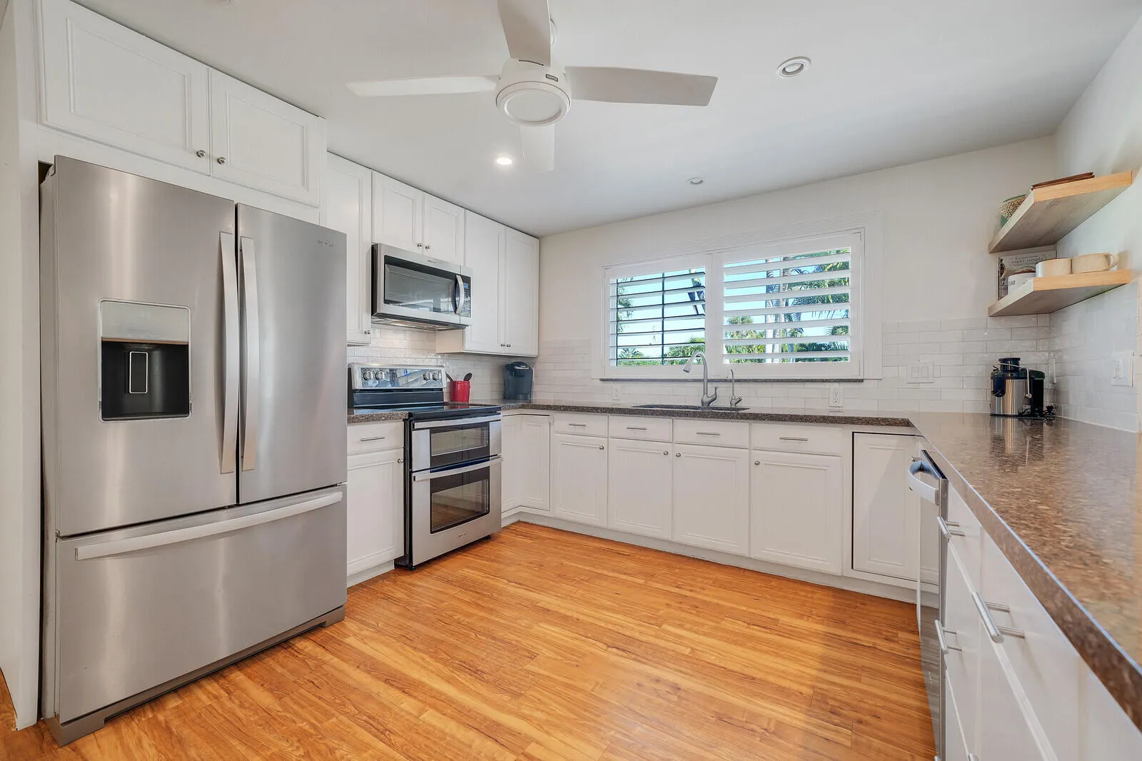 3712 LIGHTHOUSE Drive