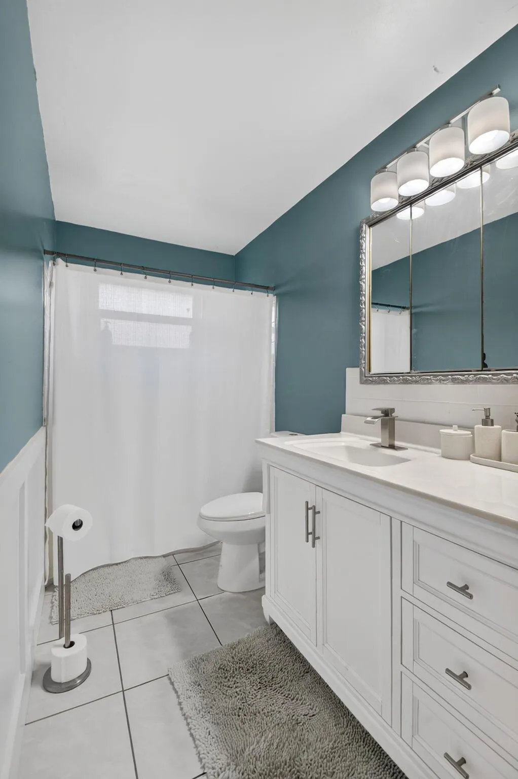 5780 Fernley Drive W #109