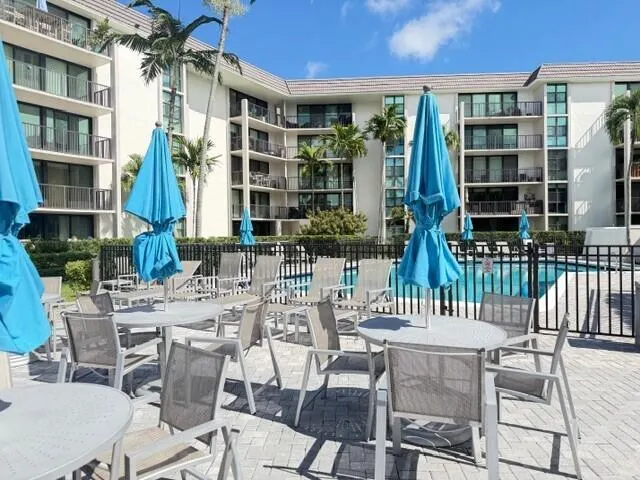 1350 RIVER REACH Drive #401