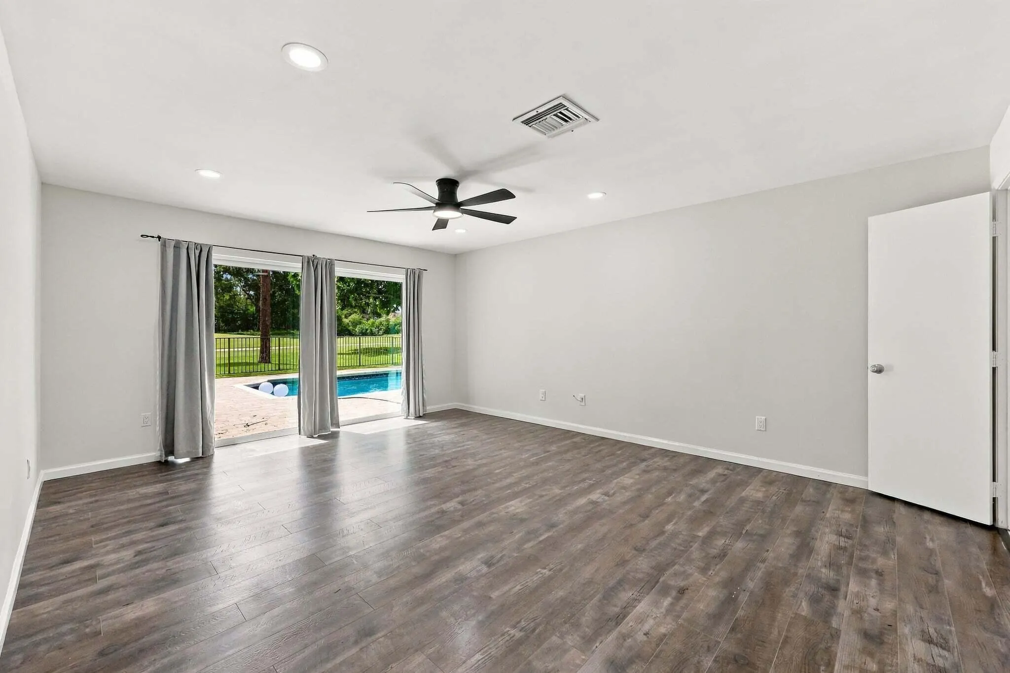 10134 Boca Woods Lane