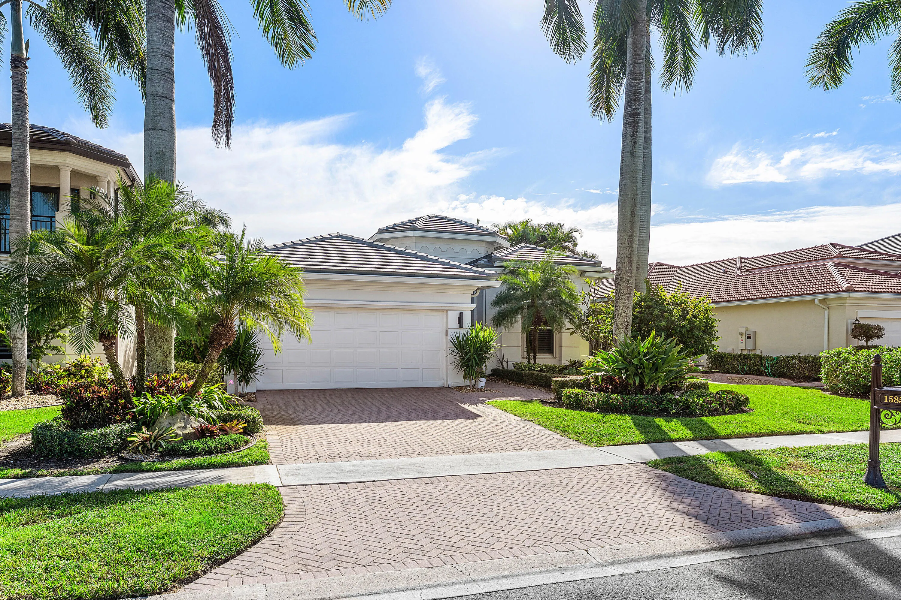 15856 DOUBLE EAGLE Trail