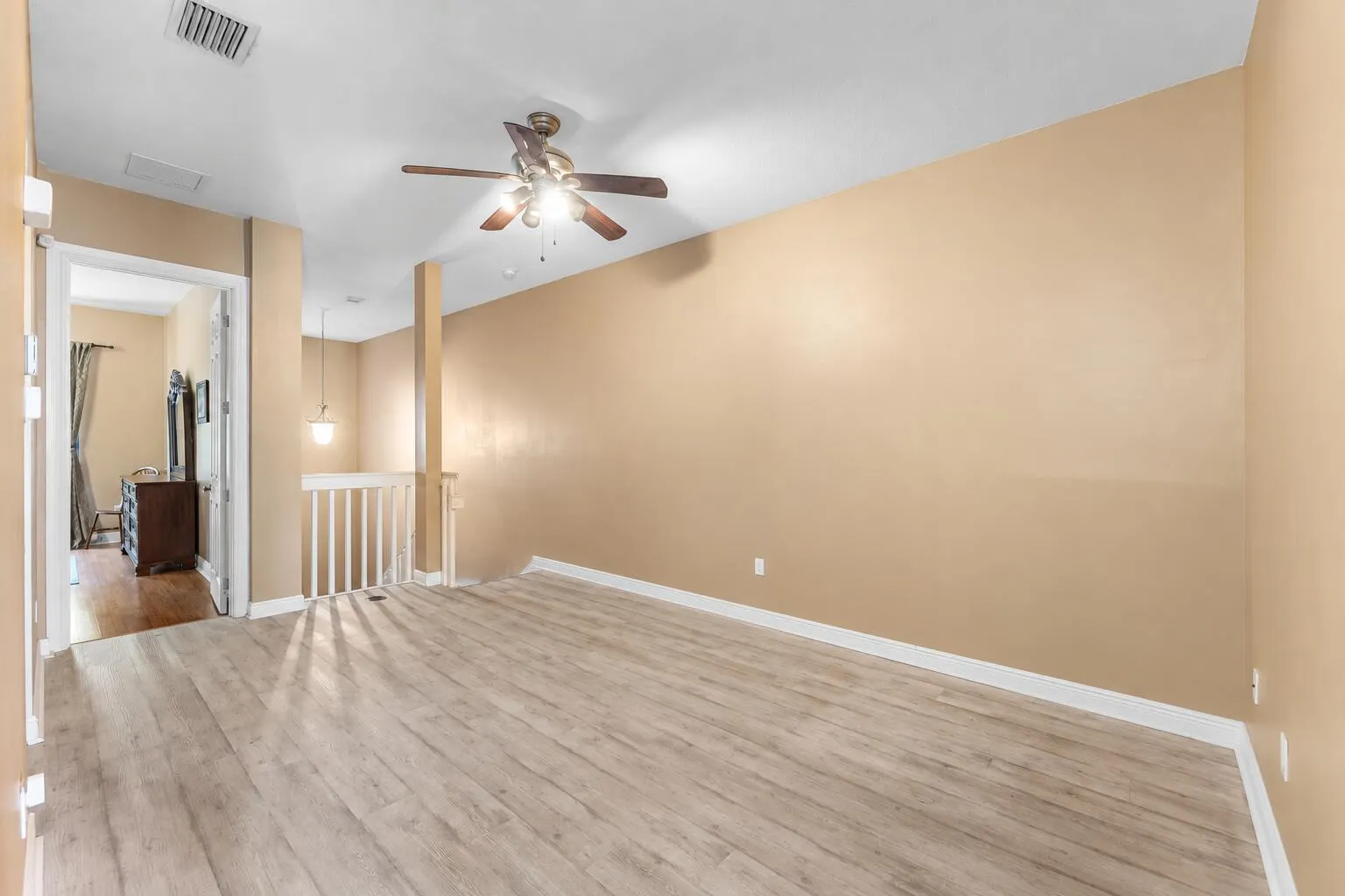 2611 VENETIAN Drive