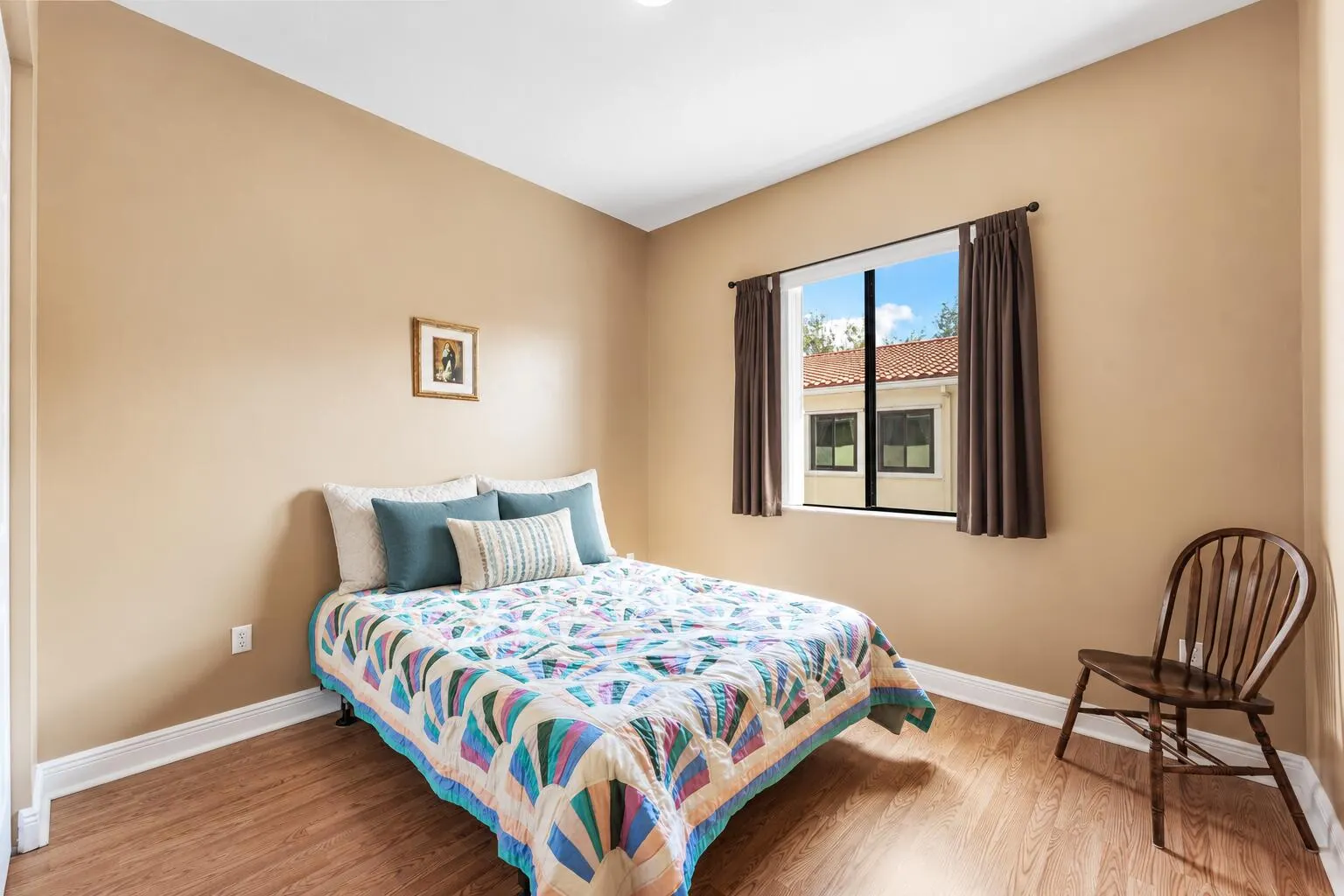 2611 VENETIAN Drive