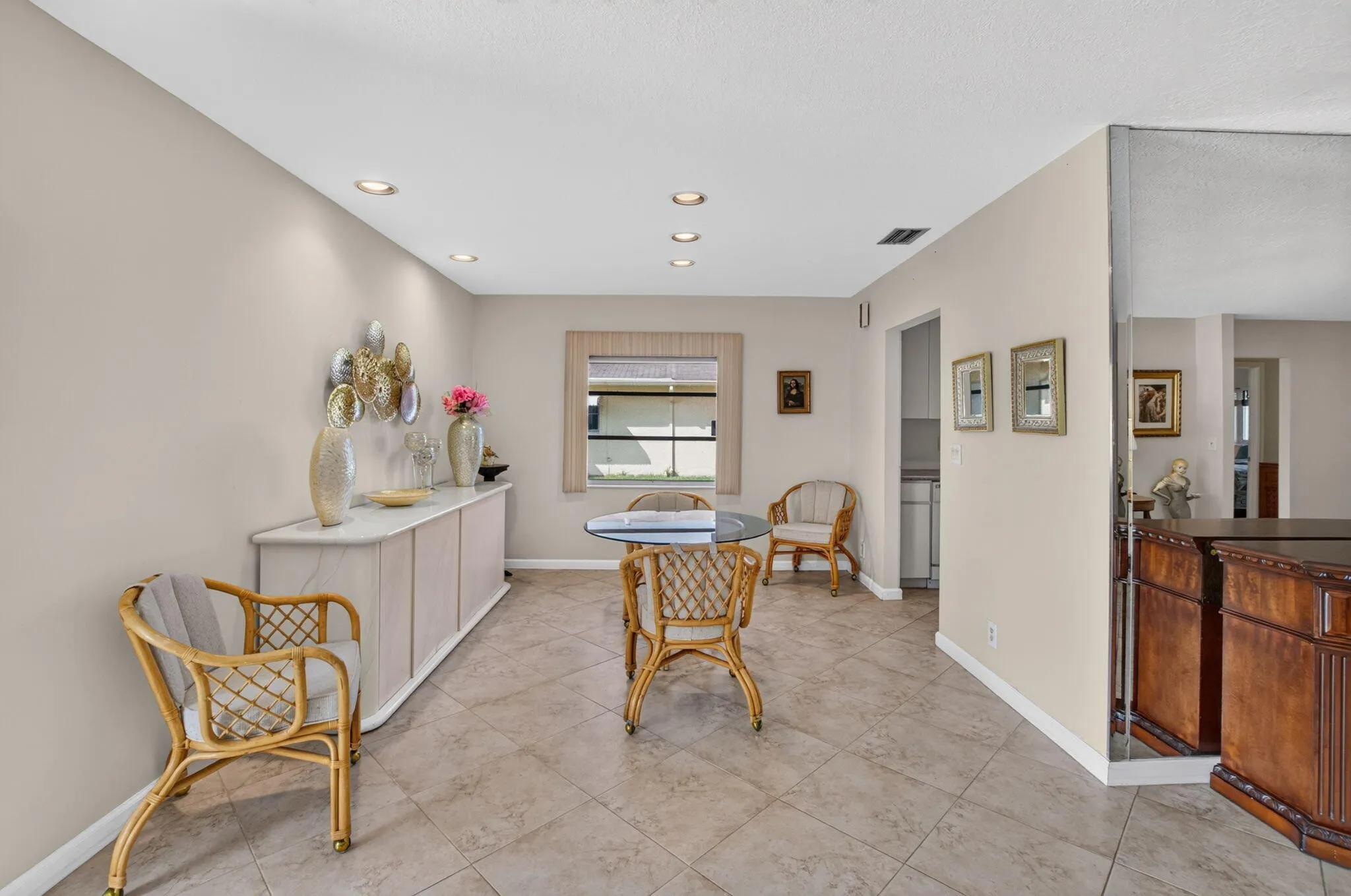 6194 Lasalle Road