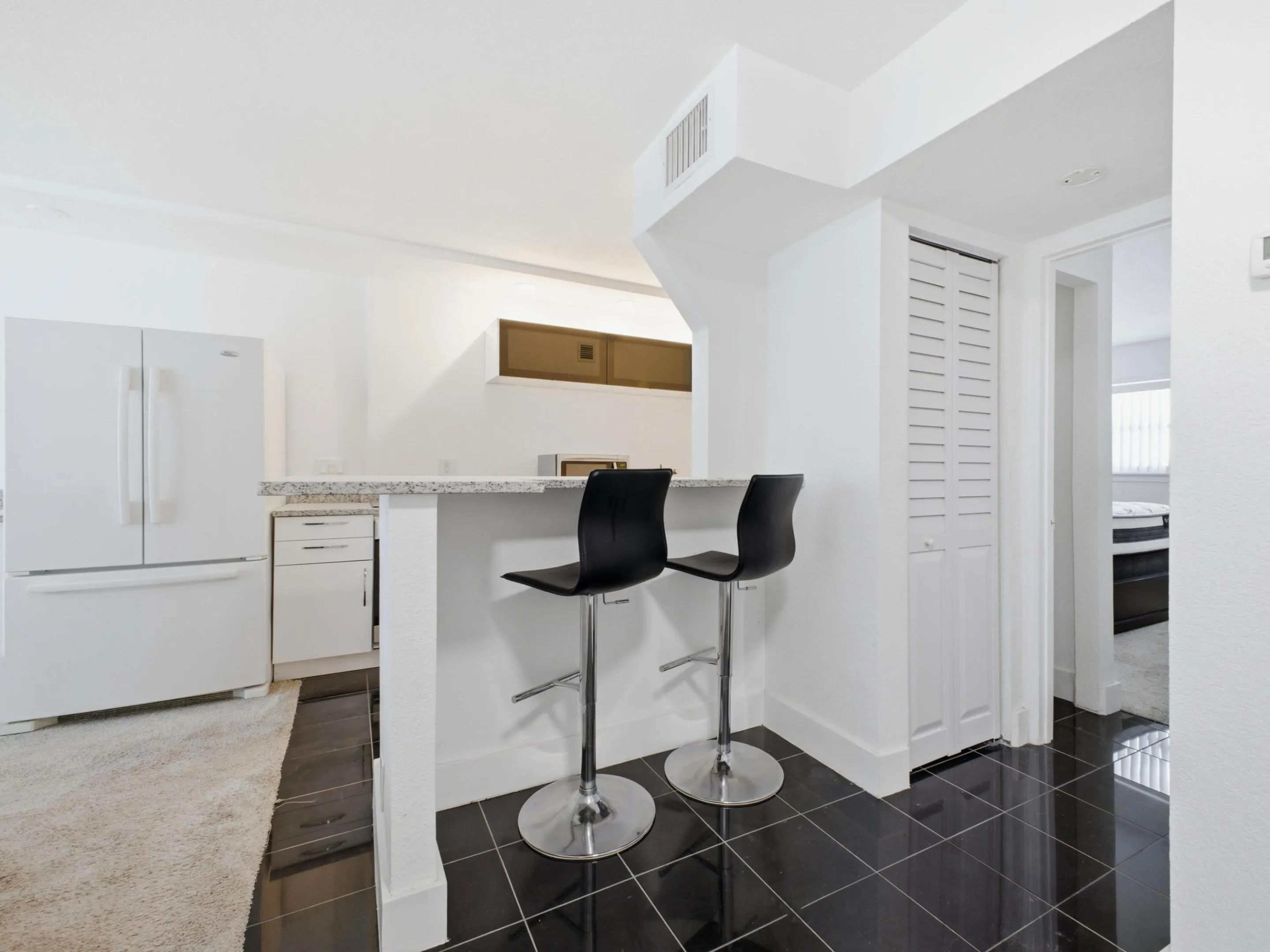 555 NW 4th Avenue #218