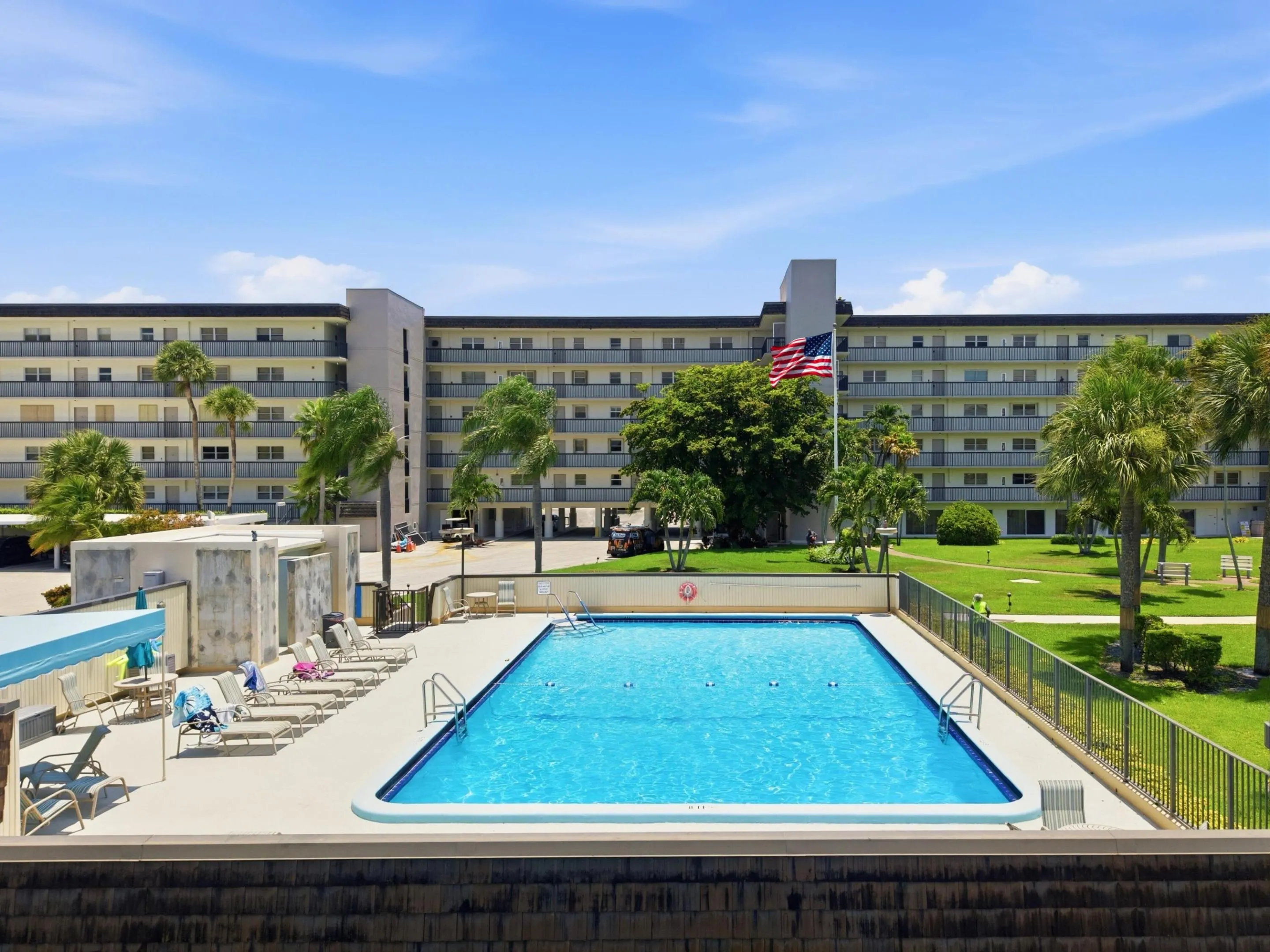 555 NW 4th Avenue #218