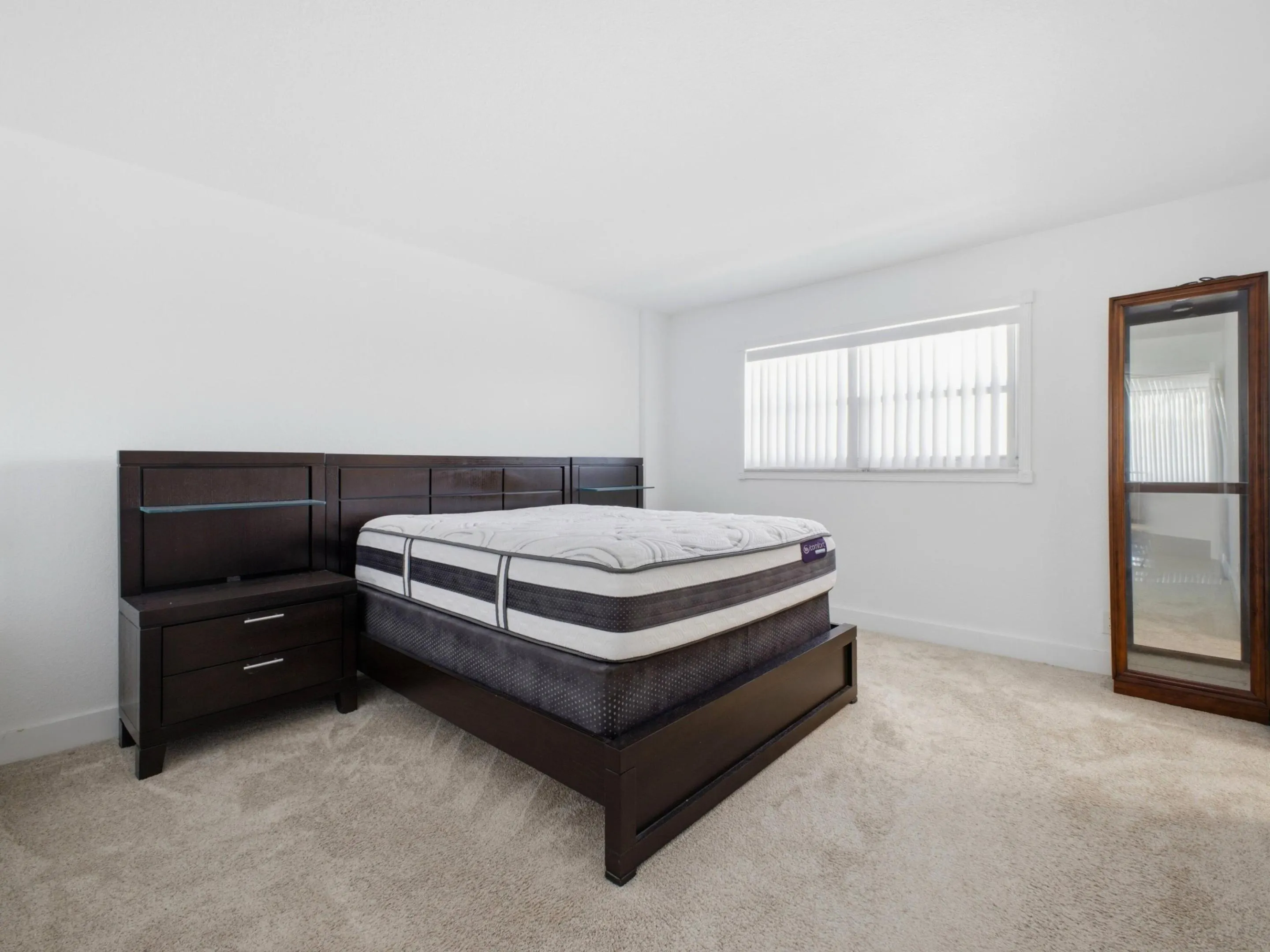 555 NW 4th Avenue #218