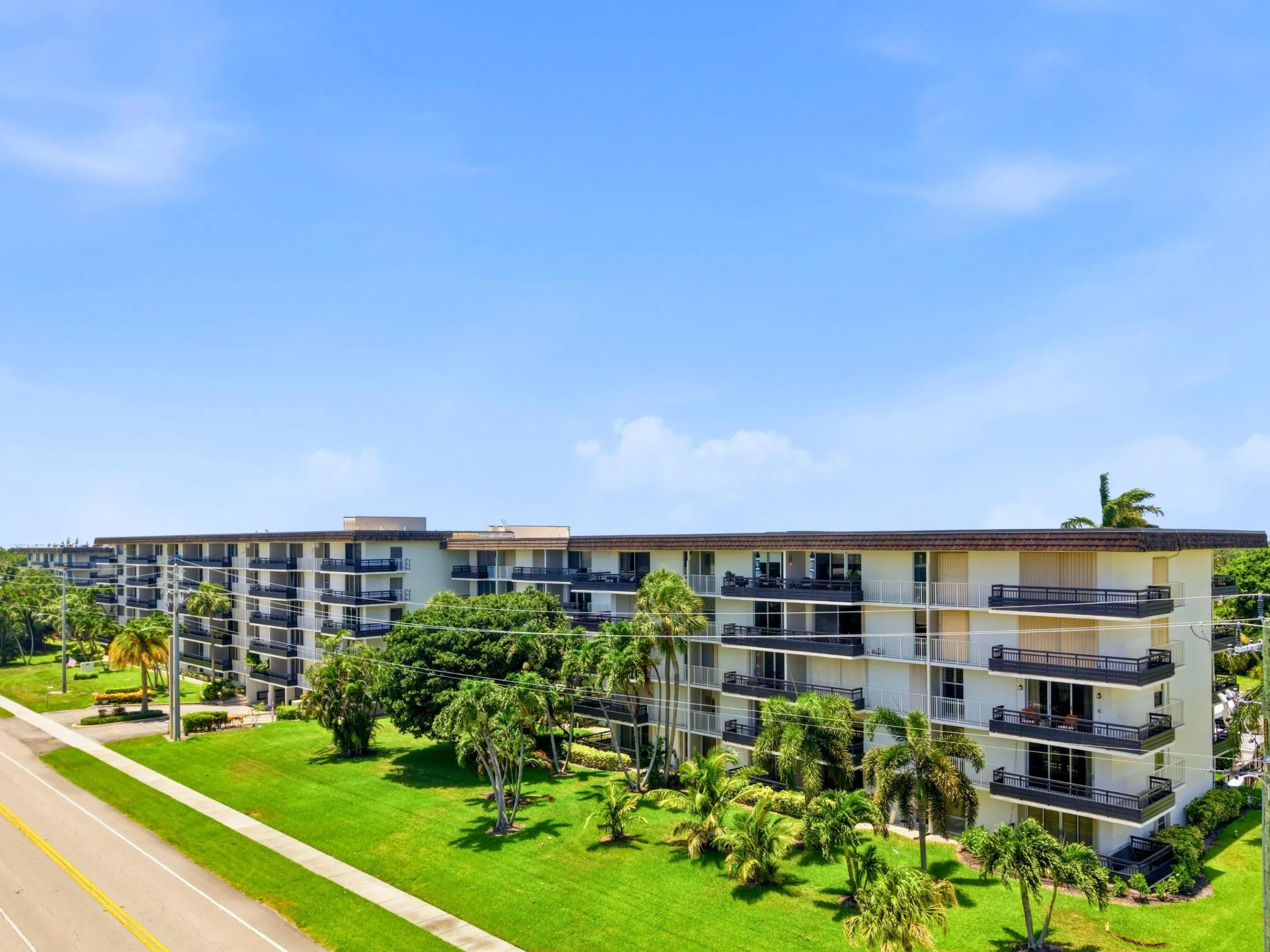 555 NW 4th Avenue #218